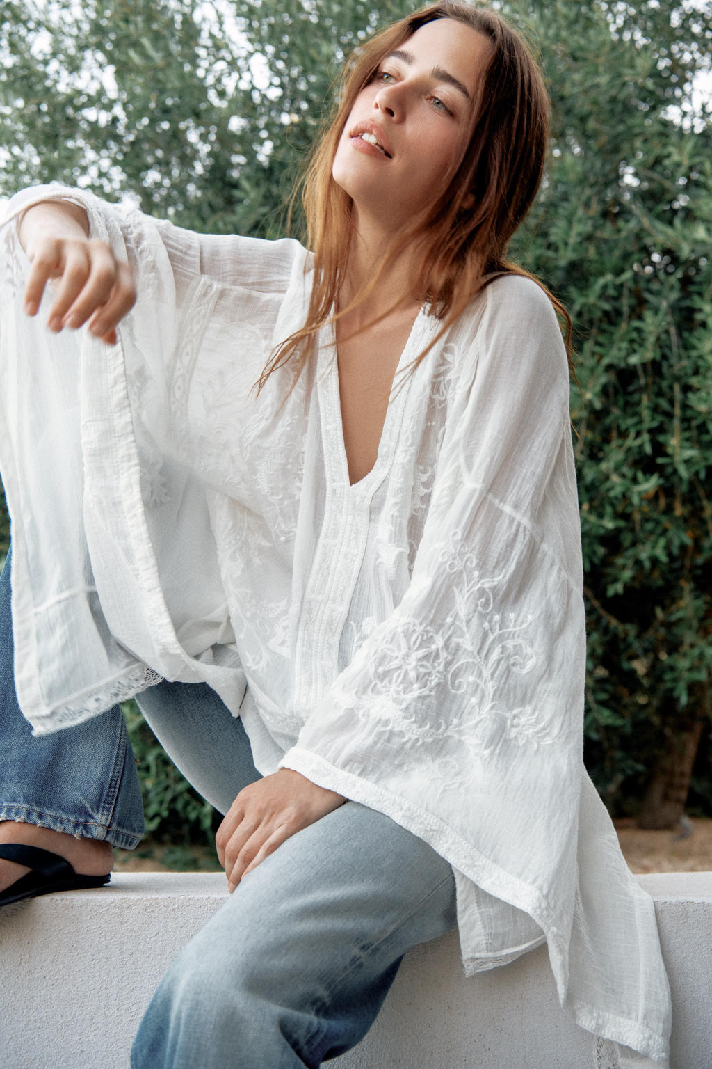 BLUSA CAPA BORDADA ZW COLLECTION / Blanco - Zara фото 2