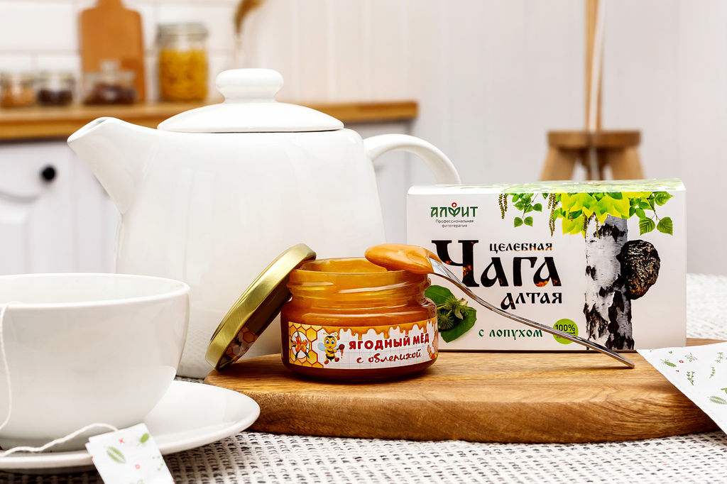 Чайный напиток целебная чага Алтая с лопухом Алфит 3544