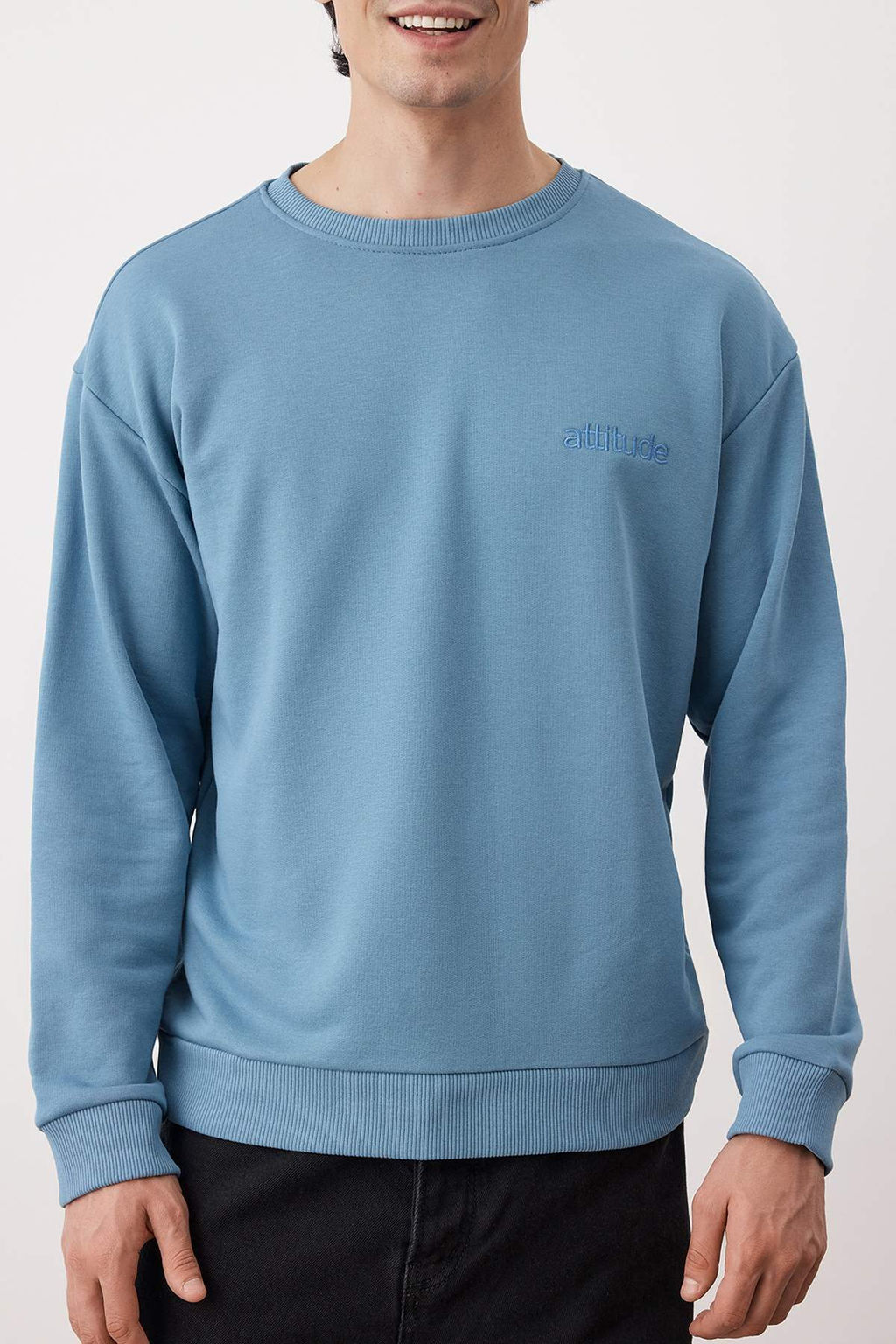 Indigo Premium Oversize/Genis Kesim Yaz? Nak?sl? Sardonsuz Sweatshirt TMNAW24SW00039