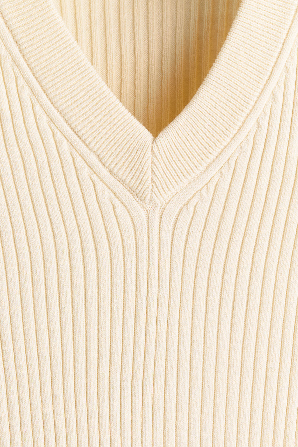 Su?ter sin mangas en canal? Slim Fit - H&m фото 3