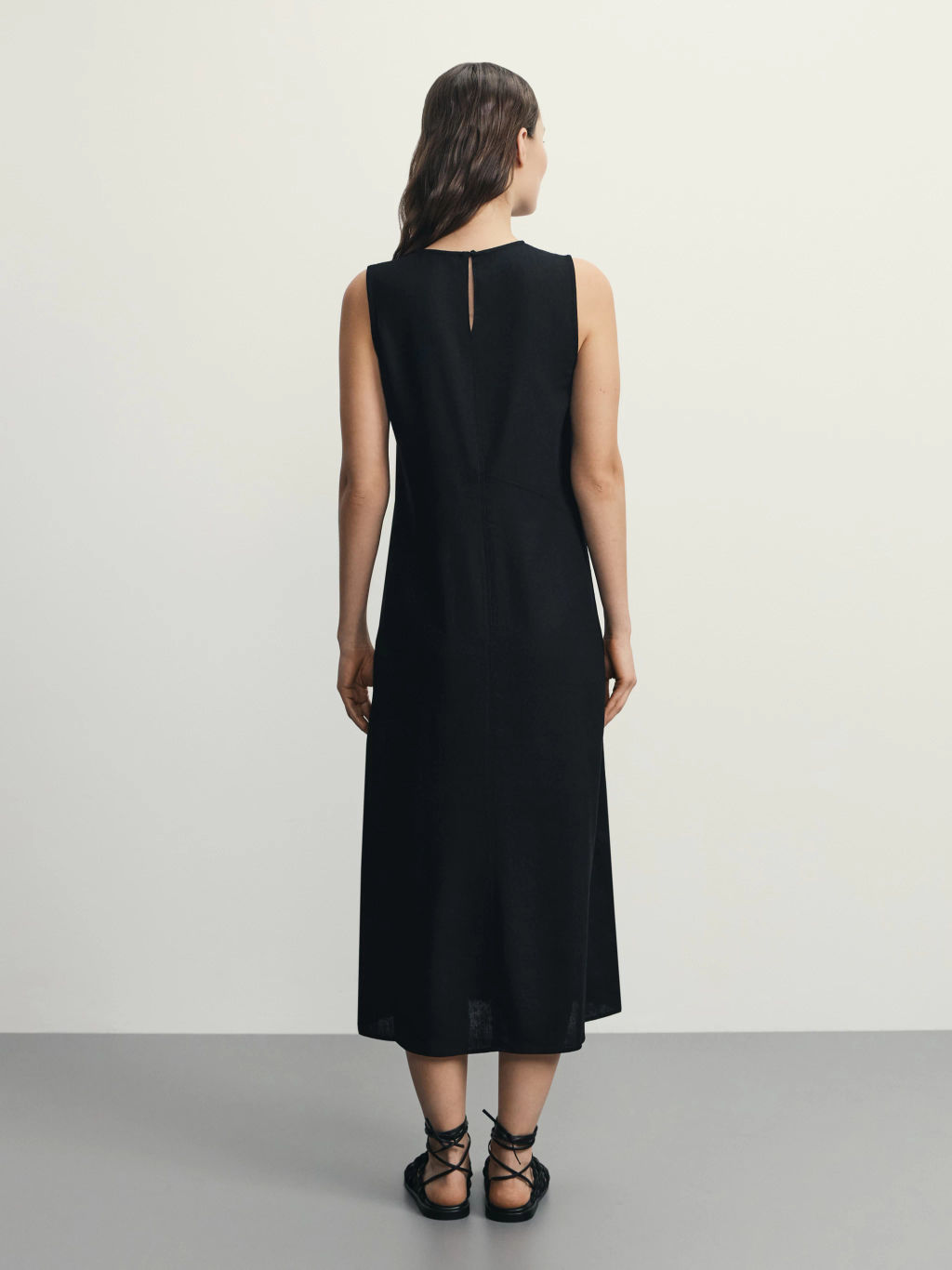 Платье миди изо льна / Zarina  фото 5