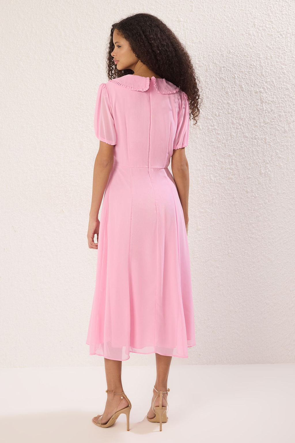 TRENDYOLMILLA Siyah A Kesim Yaka Detayl? Astarl? Sifon Midi Dokuma Elbise TWOSS25EL00256  фото 4