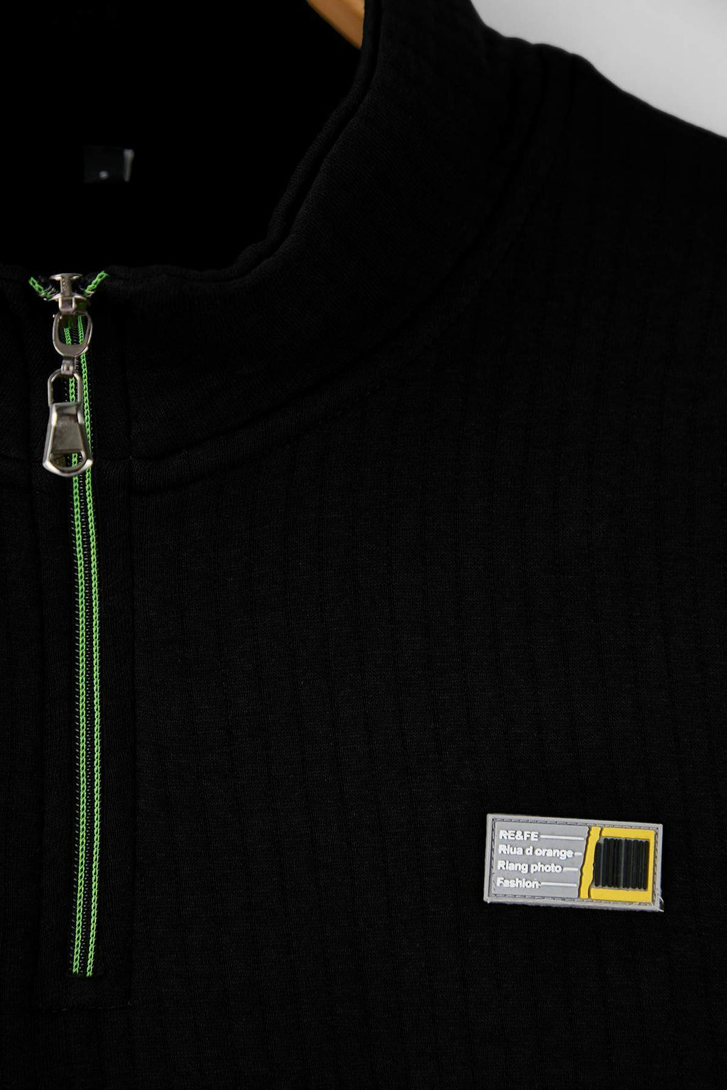 Siyah Regular/Normal Kesim Dokulu Etiket Detayl? Fermuarl? Sweatshirt TMNAW26SW00062 - Trendyolmilla фото 6