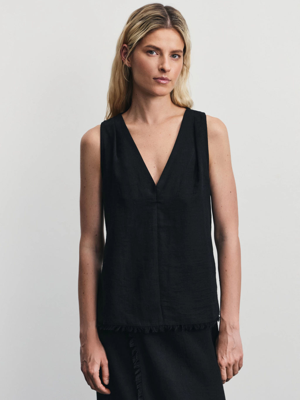 Блузка-топ с бахромой / Zarina  фото 3