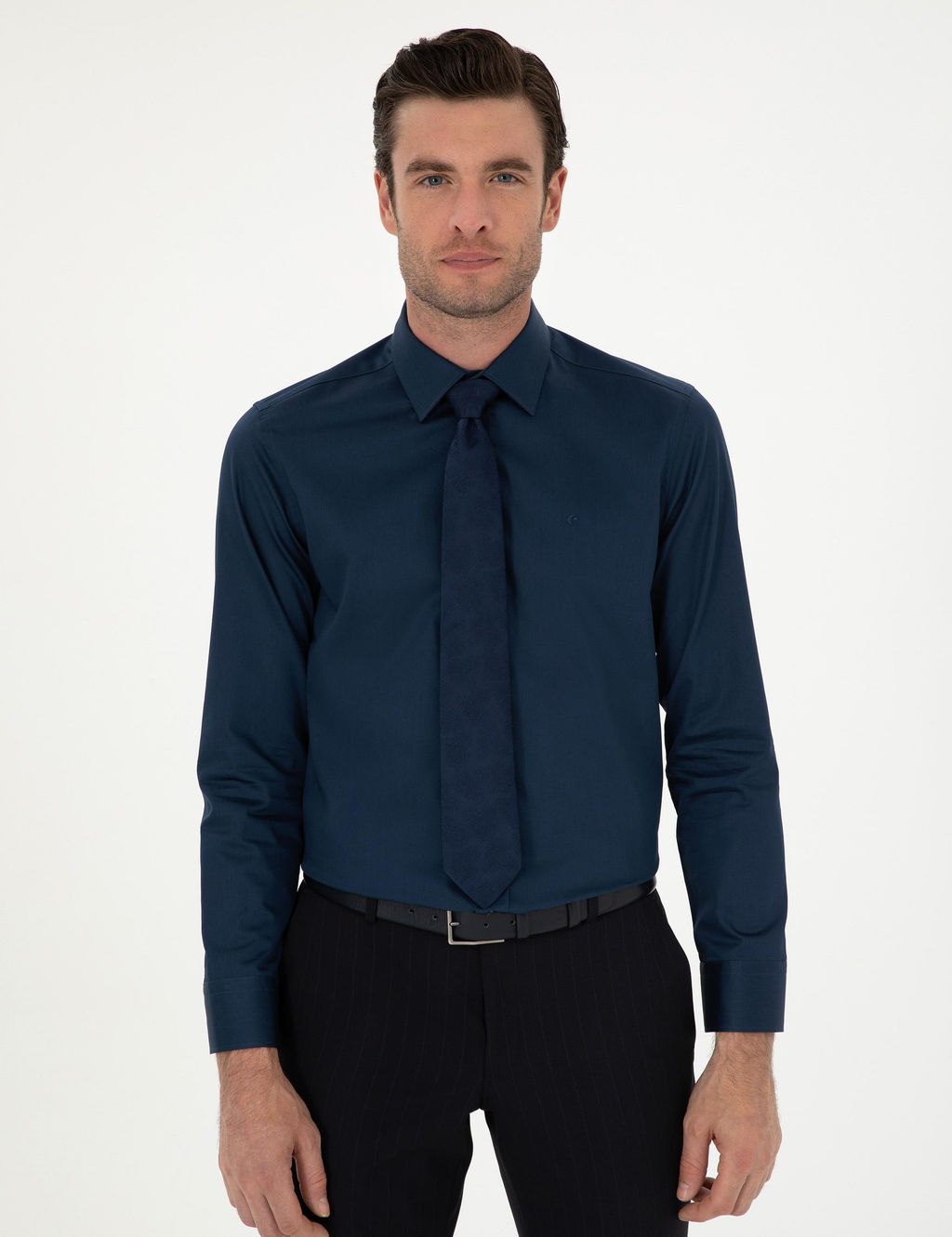 Классическая хлопковая рубашка узкого кроя темно-синего цвета - Cacharel фото 3