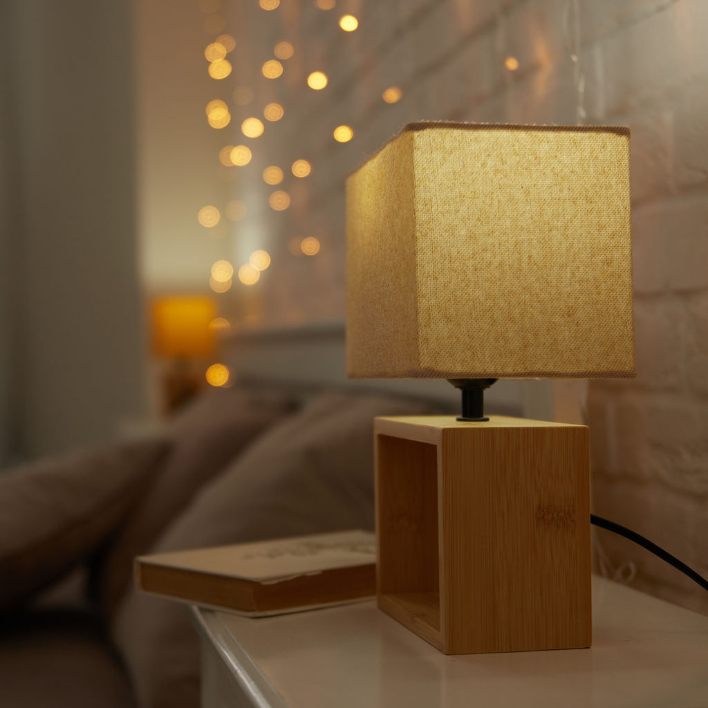 UML-B401 E27 LIGHT GREY/WOOD Светильник настольный декоративный под лампу Е27, 40W. Механический выключатель. Светло-серый. ТМ Uniel - Volpe фото 11