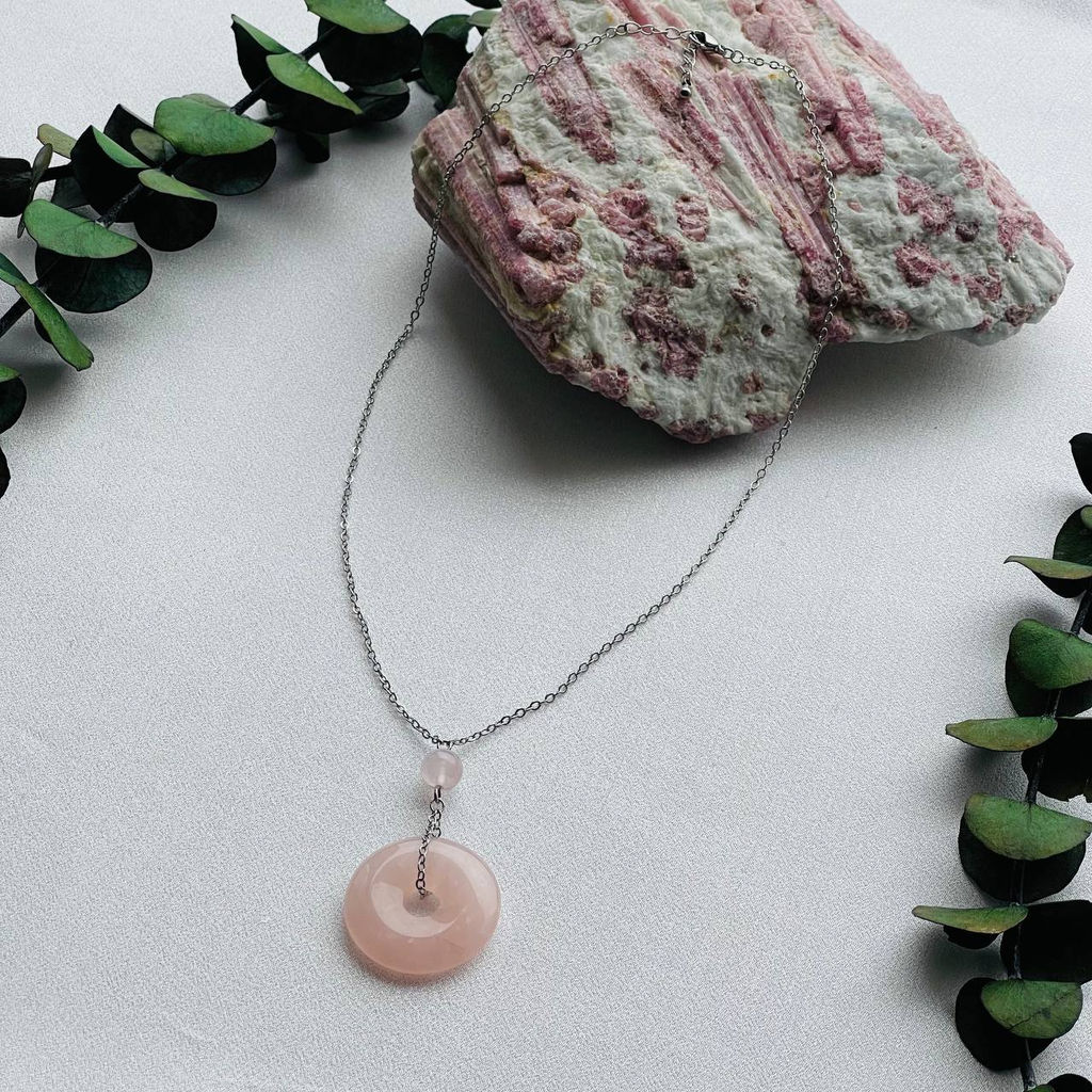 Кулон на цепочке из Розового кварца 50 см +