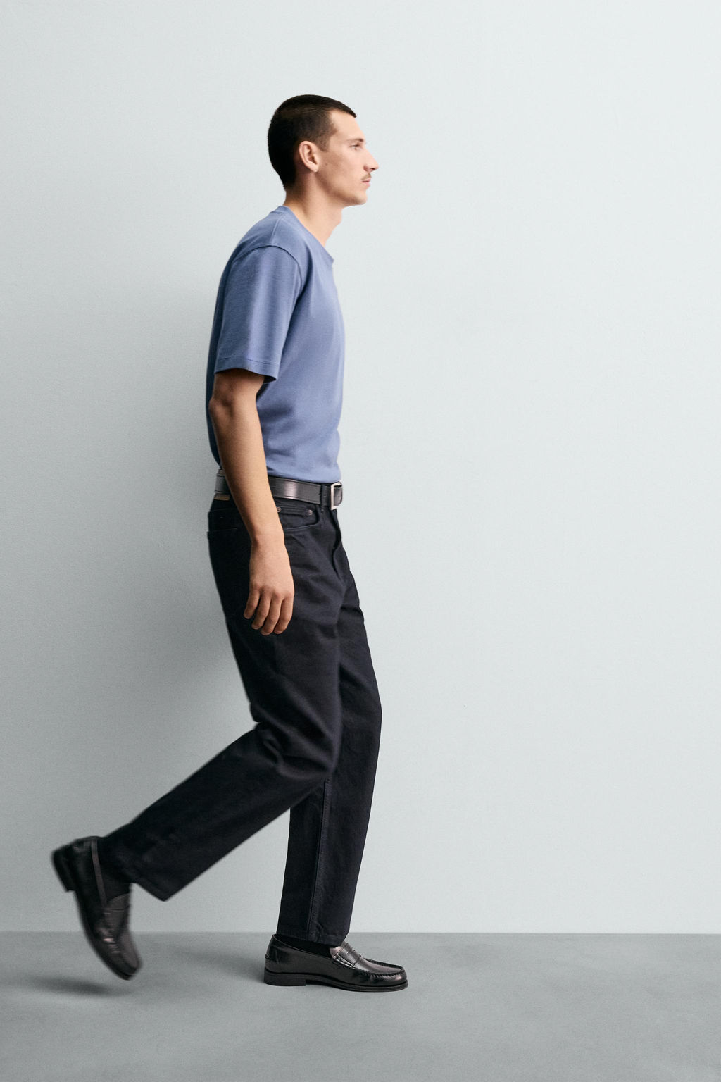 STRAIGHT ANKLE FIT JEANS