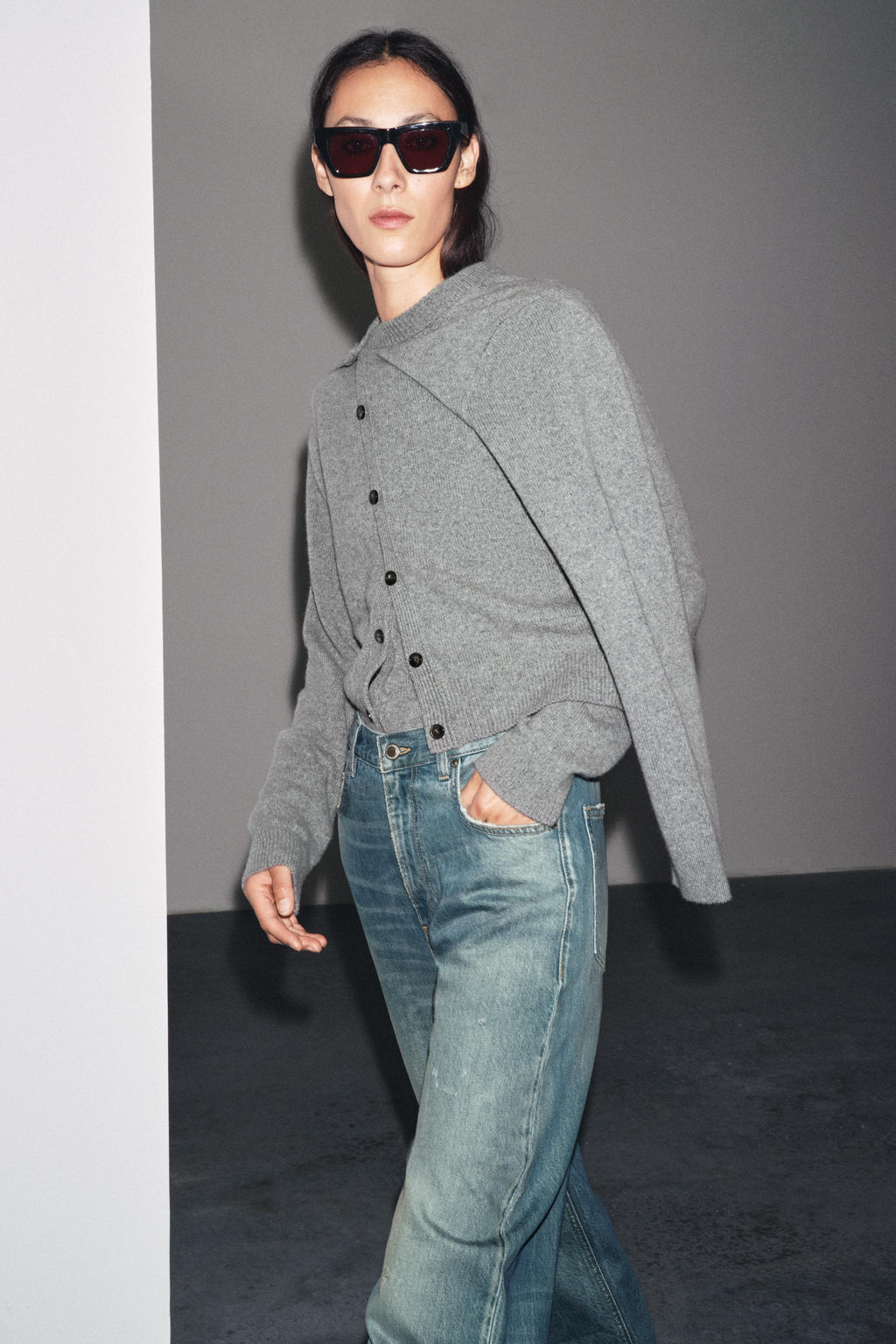 CASHMERE AND WOOL BASIC CARDIGAN - Zara фото 33