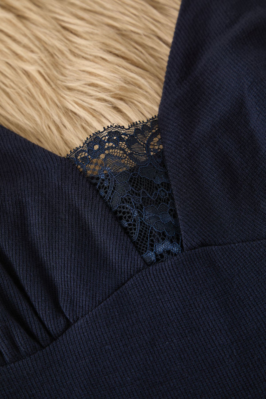 Trendyolmilla Lacivert Pamuklu Dantel Detayl? Ip Ask?l? Fitilli Sortlu Orme Pijama Tak?m? THMSS25PT00078  фото 8