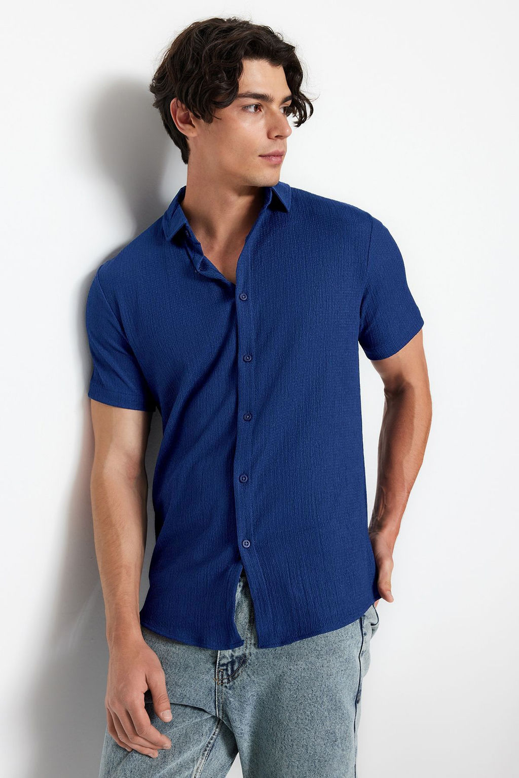 TRENDYOL MAN Haki Regular Fit K?sa Kol Yazl?k Dokulu Burumcuk Orme Gomlek TMNSS23GO00055 - Trendyolmilla фото 46