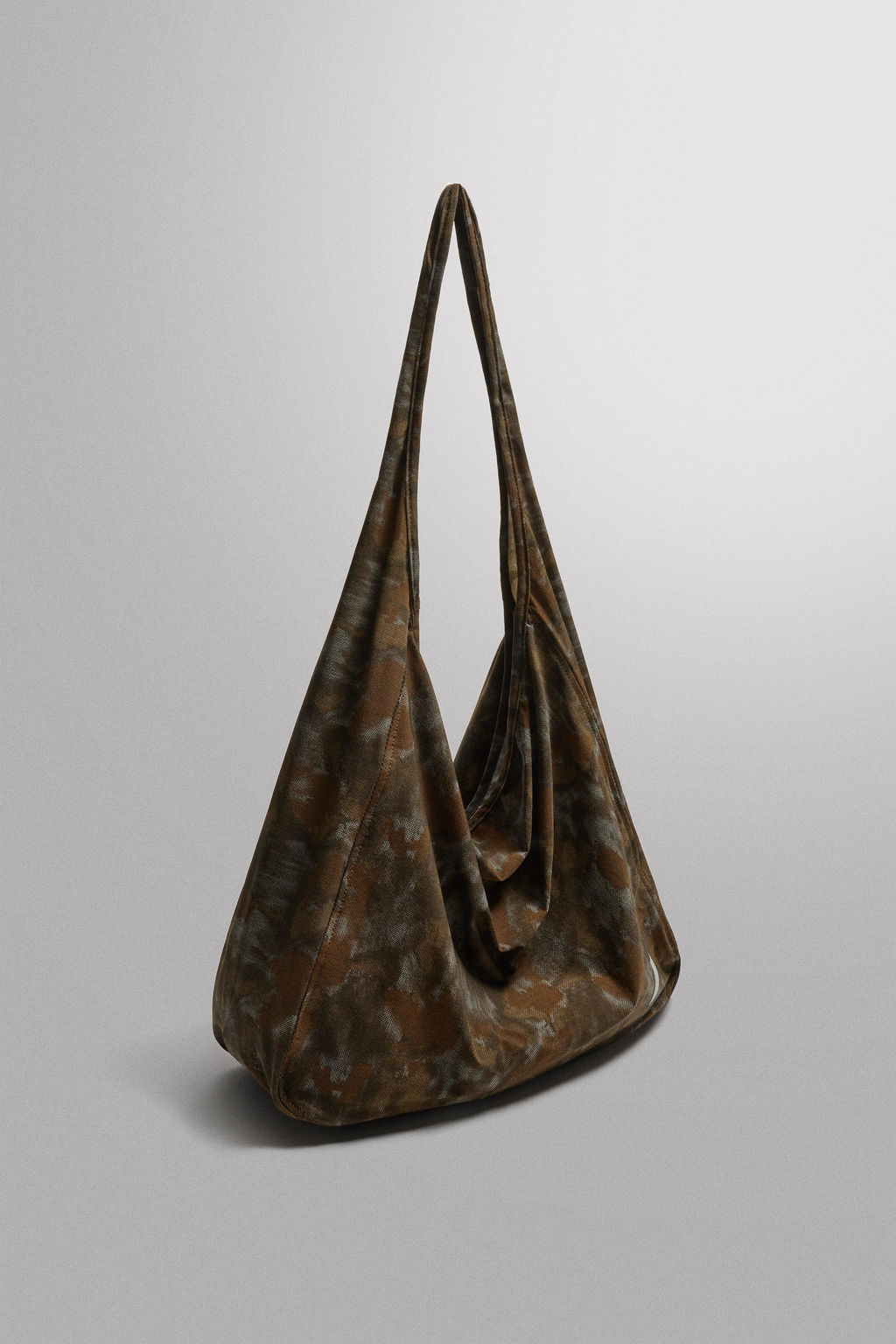 BOLSO SHOPPER NYLON / Marr?n - Zara фото 4