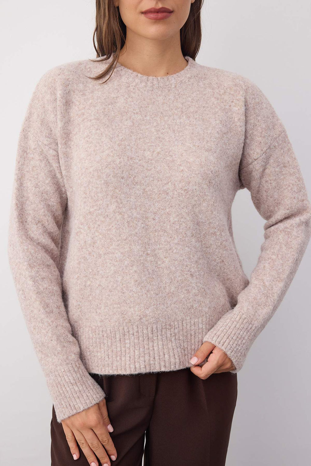 Wardrobe Essentials Gri Yun Kar?s?ml? Tuylu Premium Iplik Genis Kal?p Triko Kazak | TWOAW26KZ00125 - Trendyolmilla фото 9