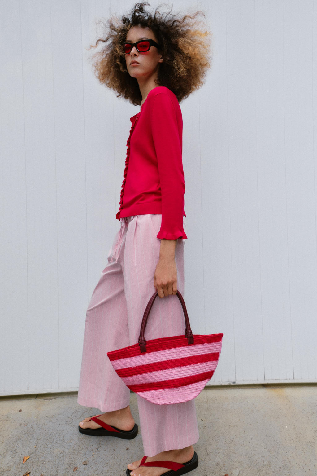 CHAQUETA PUNTO VOLANTES / Rojo - Zara фото 3