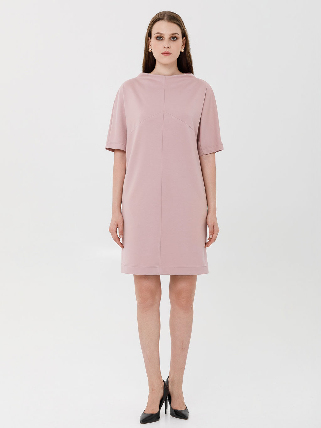 Платье с цельнокроеным рукавом