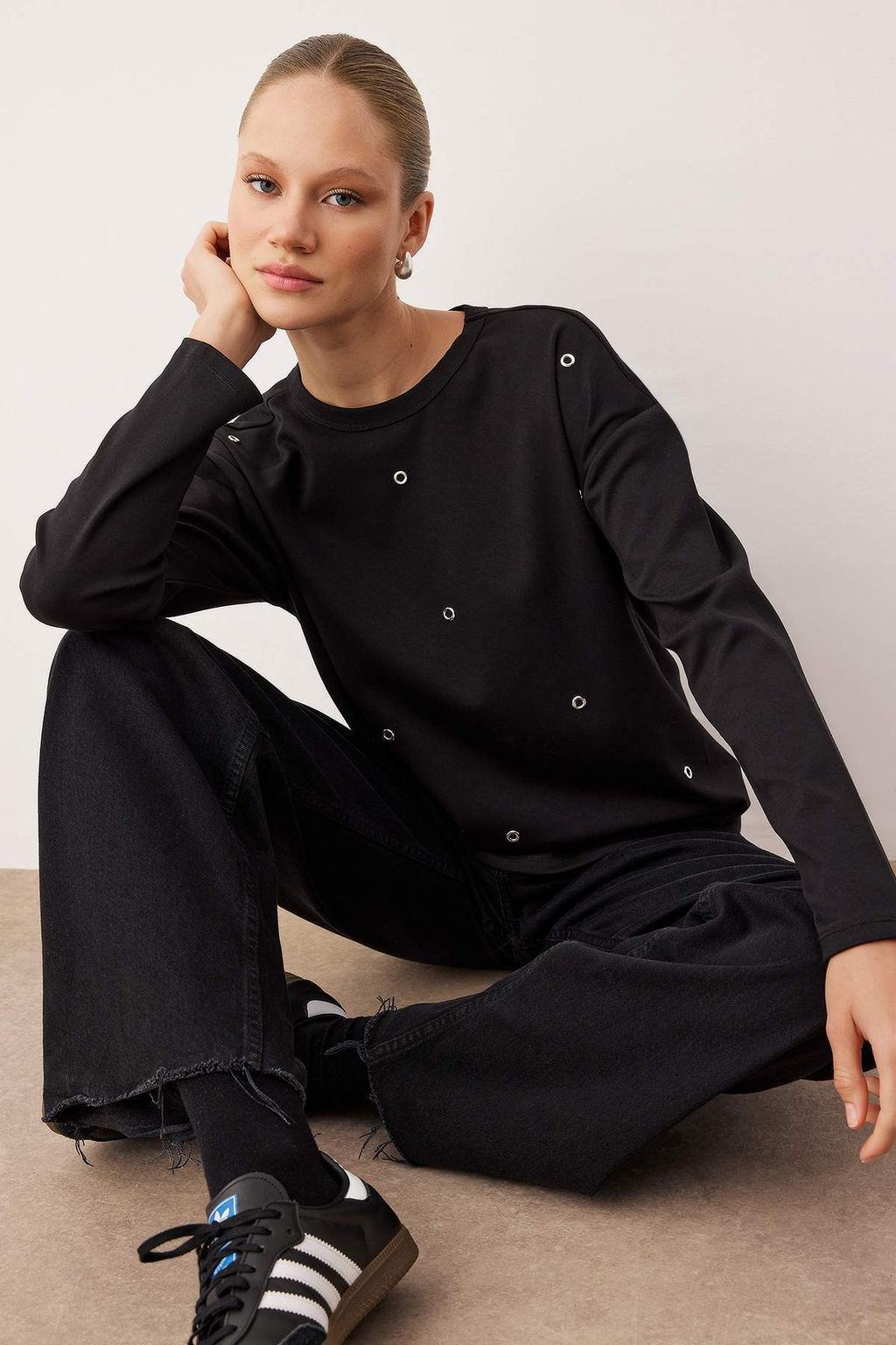 Siyah Soft Touch Kusgozu Detayl? Interlok Relaxed/Rahat Kesim Orme Bluz TWOAW26BZ00258 - Trendyolmilla фото 2