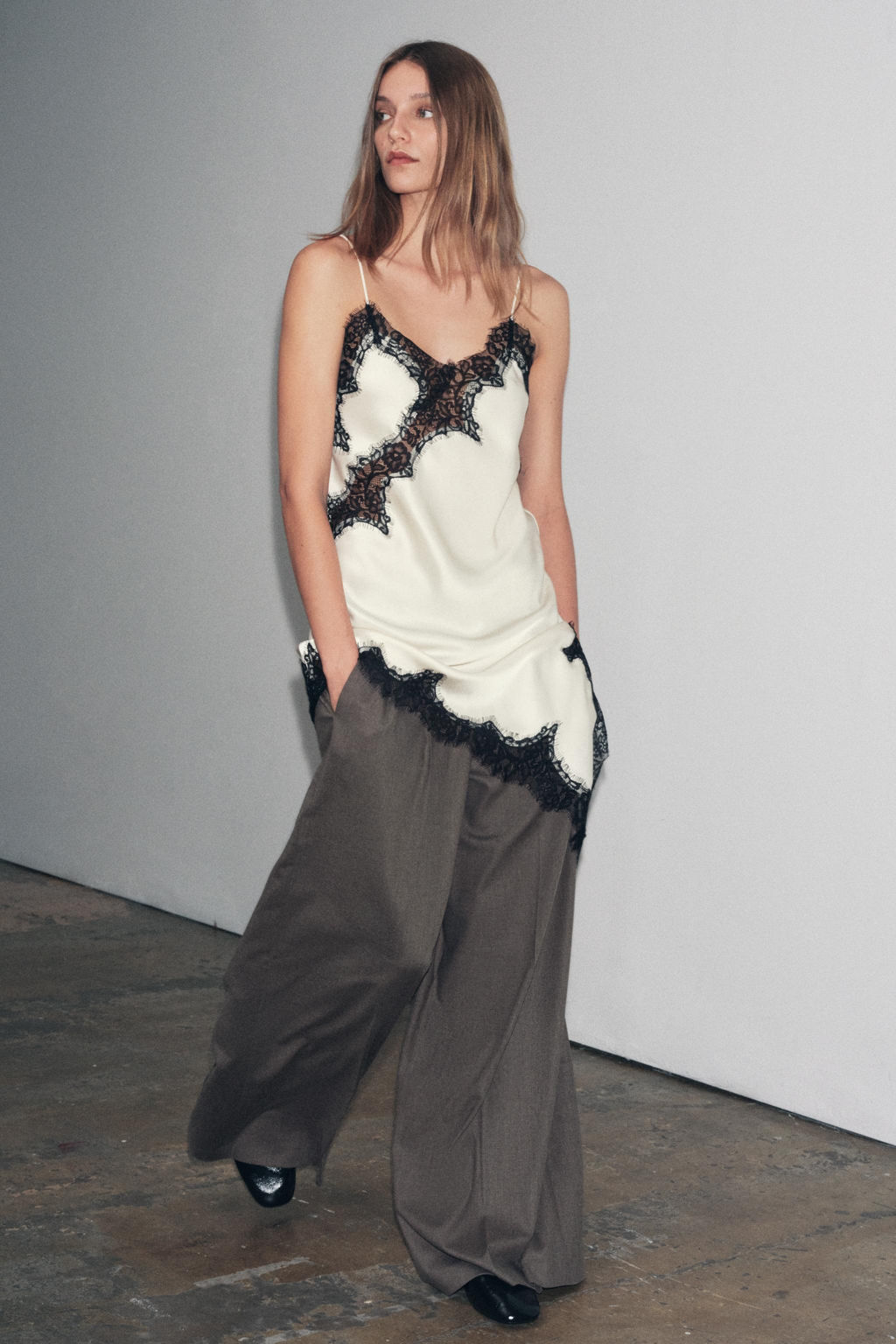 ASYMMETRIC LACE DRESS ZW COLLECTION