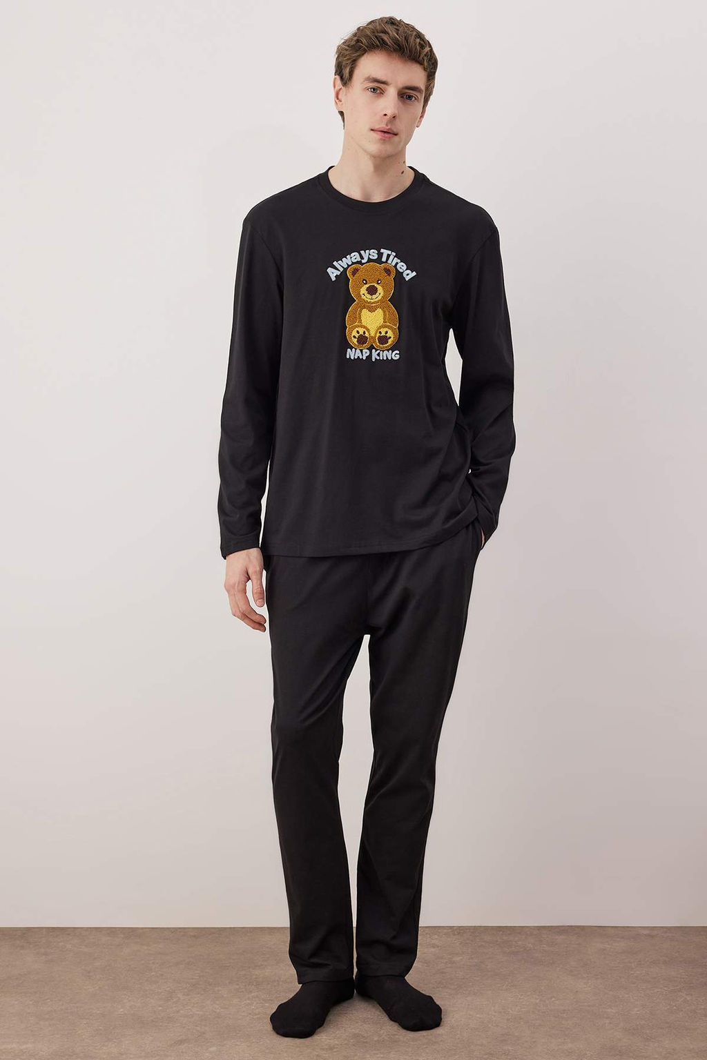 TRENDYOL MAN Siyah Ay?c?k Nak?sl? Regular Fit Orme Pijama Tak?m? TMNAW25PT00032 - Trendyolmilla фото 4