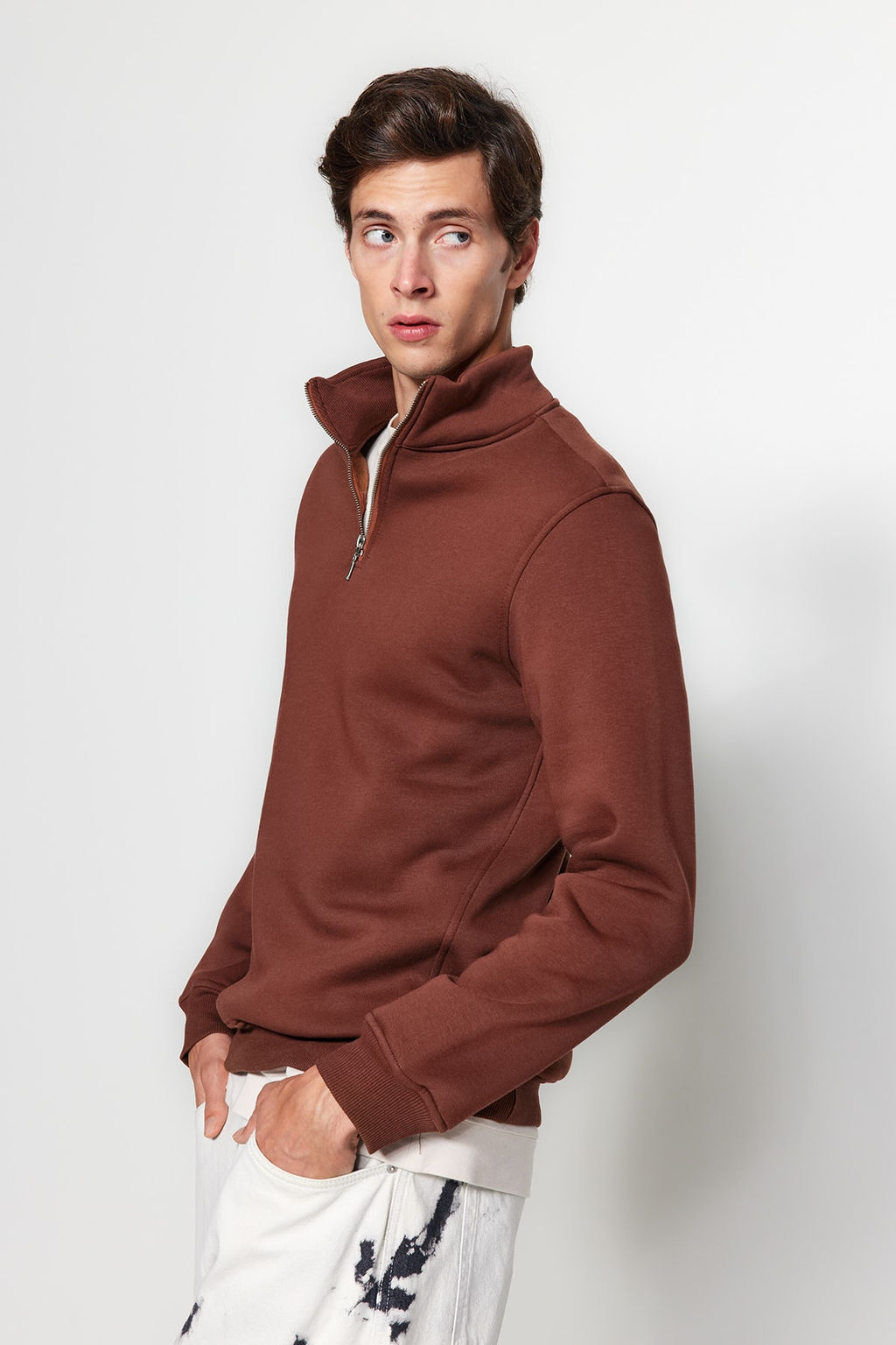 Kahverengi Regular/Normal Kesim Dik Yaka Fermuarl? Pamuklu Basic Ici Polar Sweatshirt TMNAW24SW00041