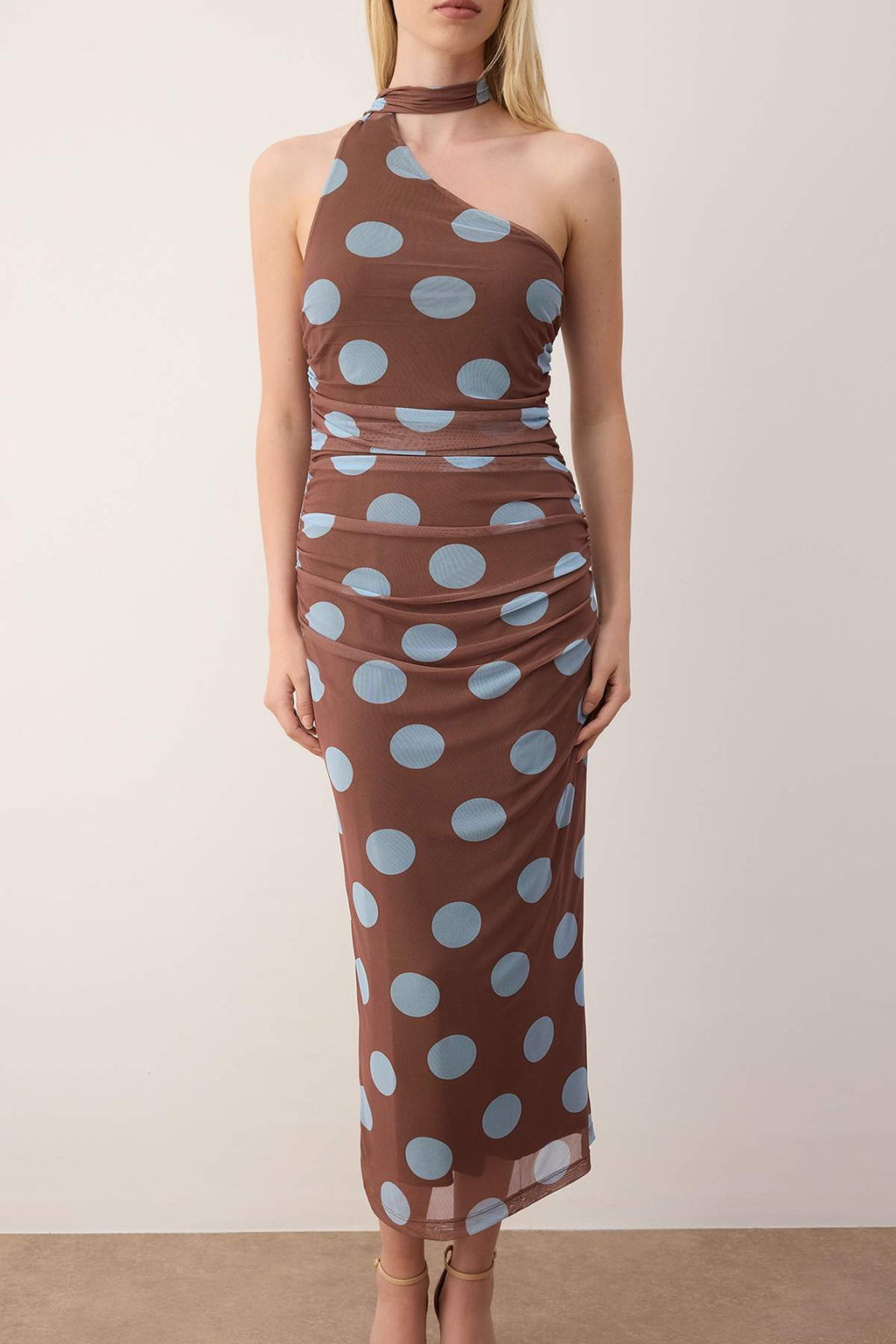 TRENDYOLMILLA Kahverengi Leopar Desenli Boyundan Baglamal? Vucuda Oturan Tul Orme Midi Kalem Elbise TWOSS24EL00926 фото 3