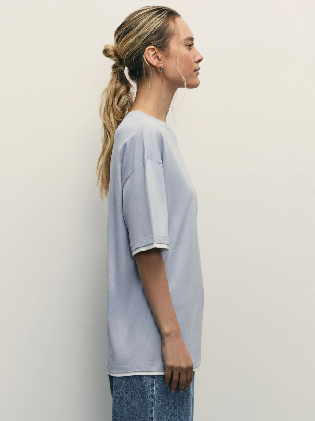 Футболка оверсайз с контрастными окантовками / Zarina  фото 4