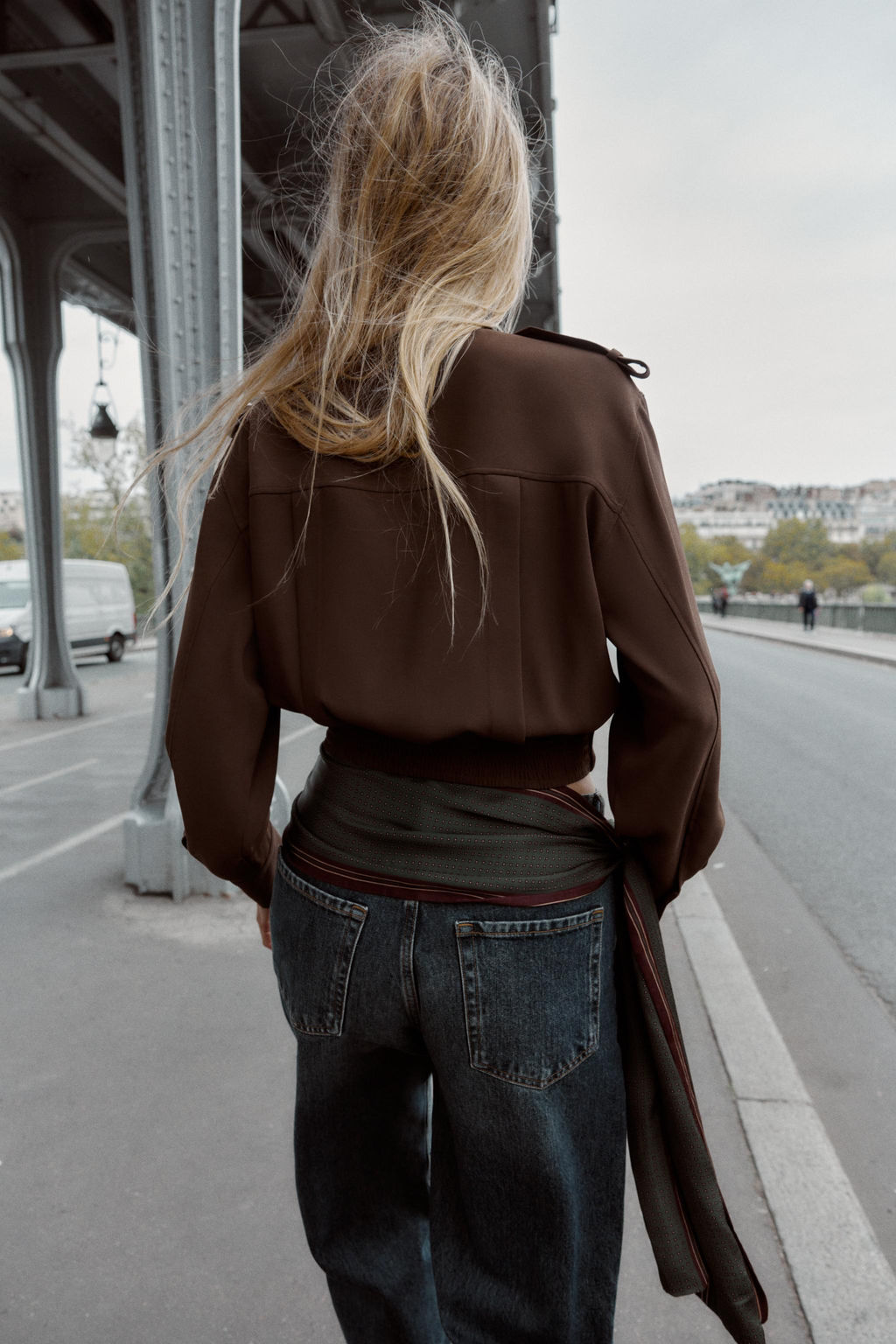 SHIRT WITH SHOULDER TABS