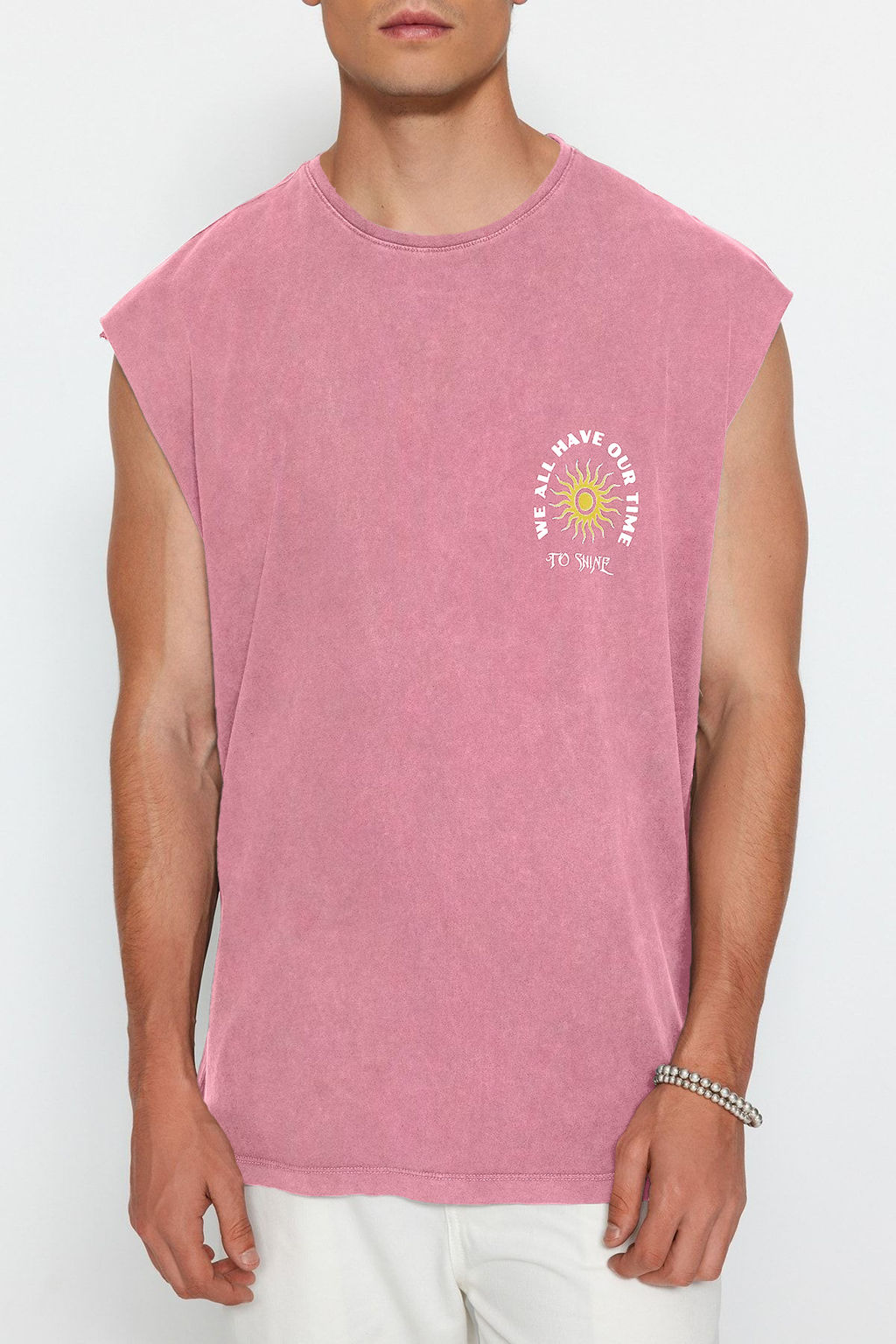TRENDYOL MAN Gul Kurusu Oversize/Genis Kesim Soluk Efektli Yaz? Bask? %100 Pamuk T-Shirt/Atlet TMNSS23AL00009 - Trendyolmilla фото 14