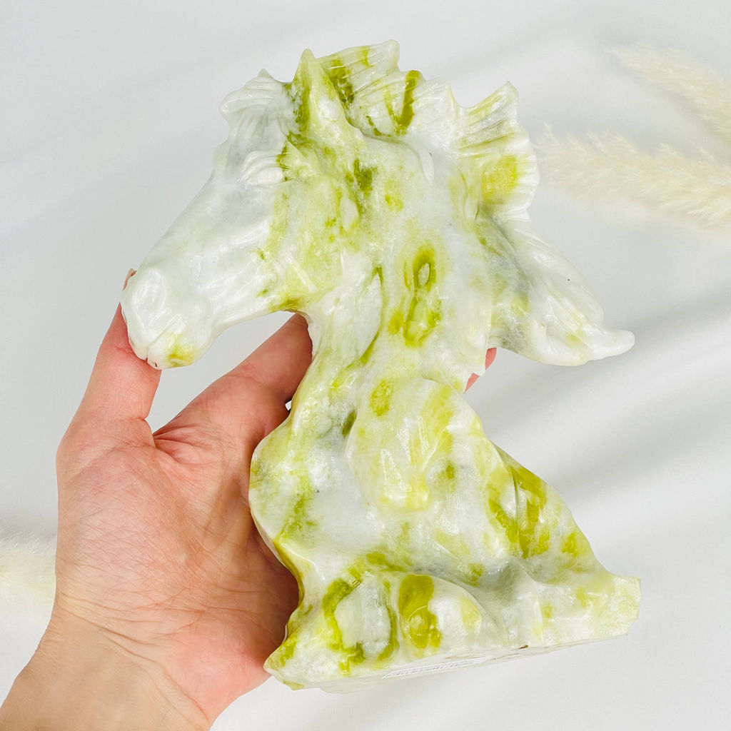 Статуэтка Конь из Офикальцита - Радуга самоцветов фото 2