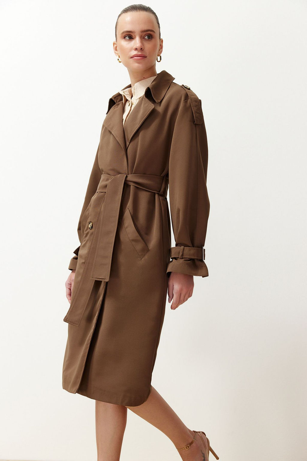 Trendyolmilla Haki Kemerli Ruzgarl?k Detayl? Su Itici Uzun Trenckot TWOSS21TR0005  фото 72