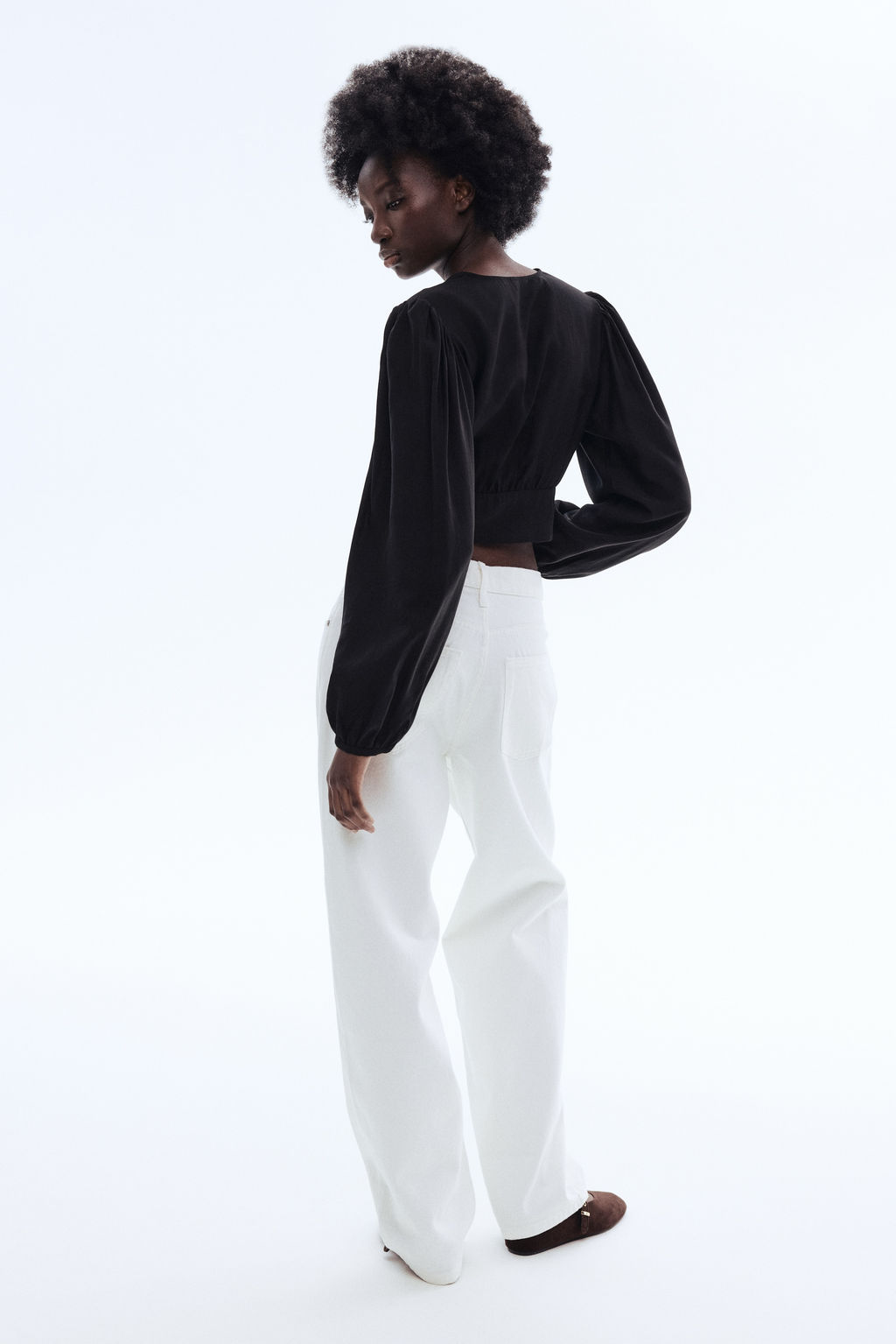 Blusa con escote en V - H&m фото 5