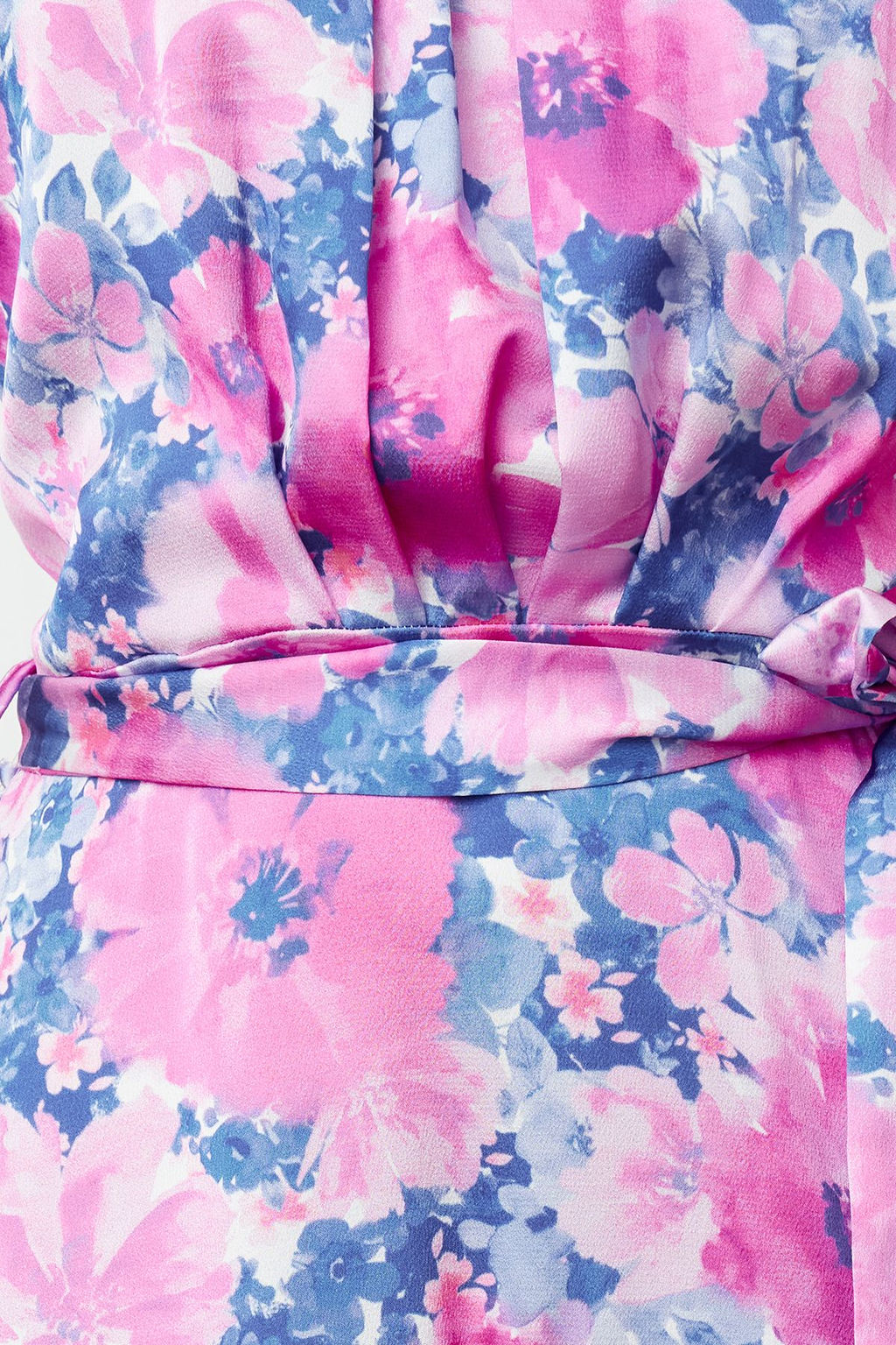 Fusya Cicek Desenli Halter Yaka A Kesim Saten Mini Dokuma Elbise TWOSS20EL2490