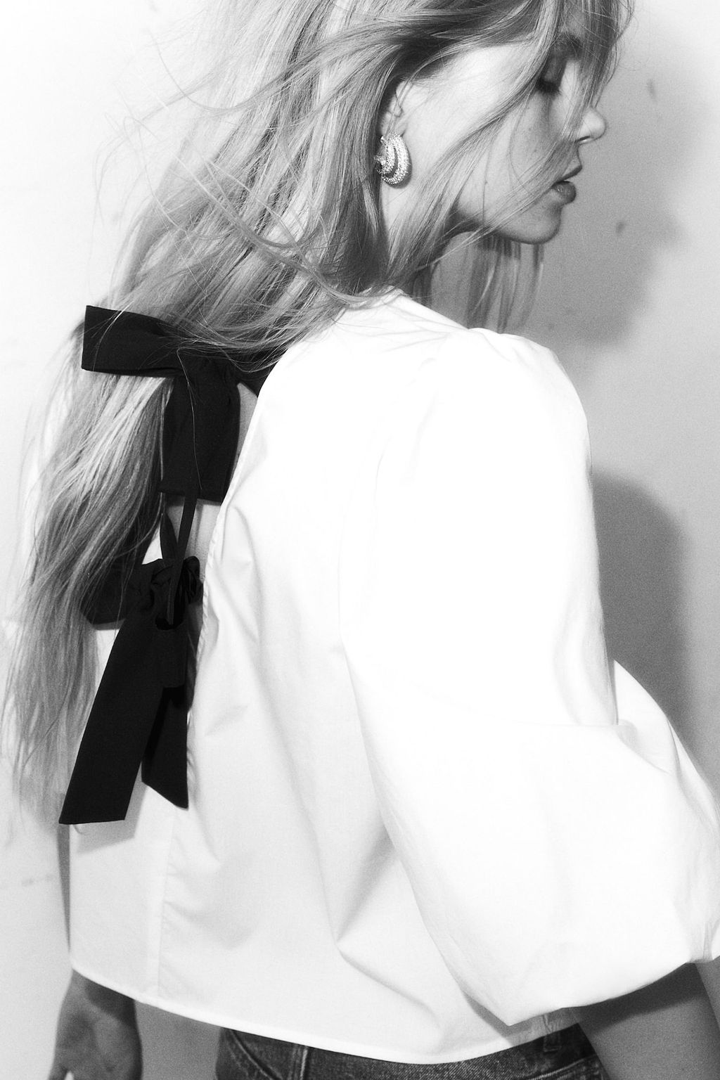 Blusa en mezcla de lyocell con lazada - H&m фото 5