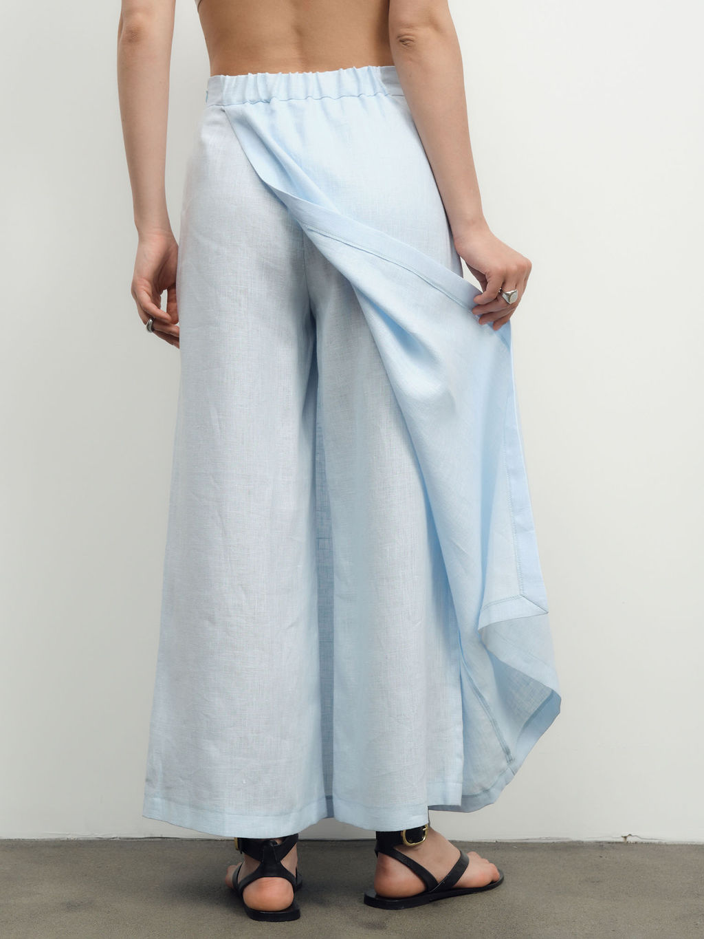 Юбка-брюки льняная 10990 голубая