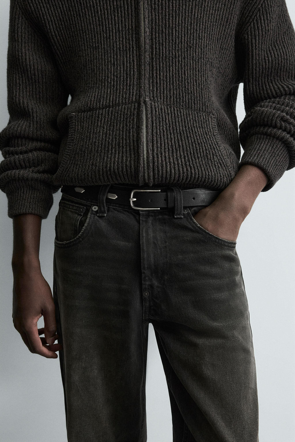 LIMITED EDITION LEATHER STUDDED BELT - Zara фото 4