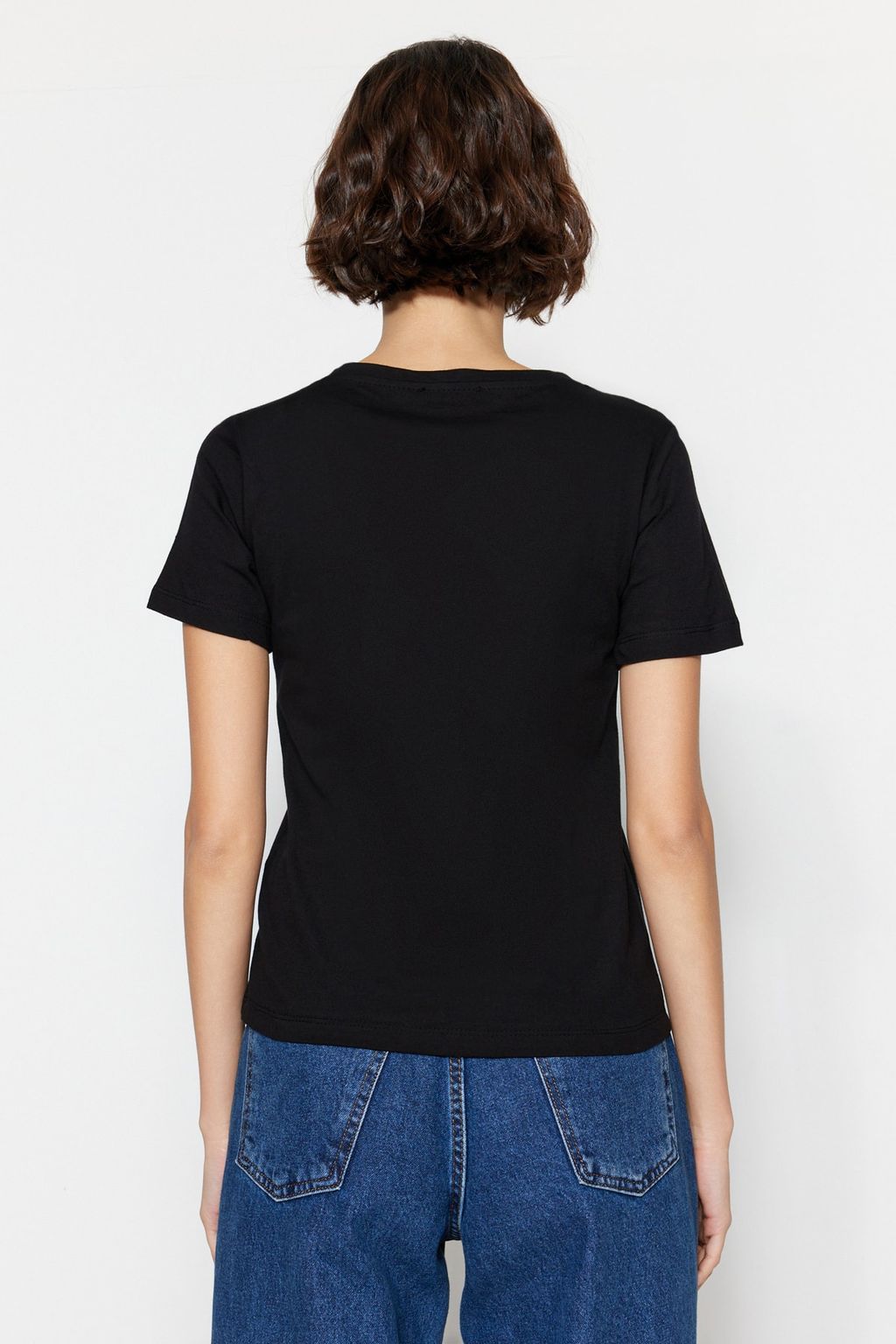 Siyah-Beyaz %100 Pamuk 2li Paket Basic V Yaka Orme T-Shirt TWOSS23TS00002