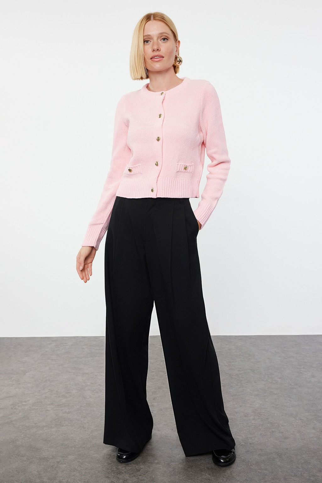TRENDYOLMILLA Ekru Crop Premium Iplik/Ozel Iplik Cep Detayl? Ceket Gorunumlu Triko H?rka TWOAW24HI00051  фото 16