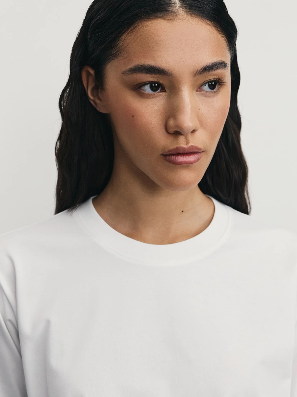 Футболка из хлопка с вырезами по бокам / Zarina  фото 7