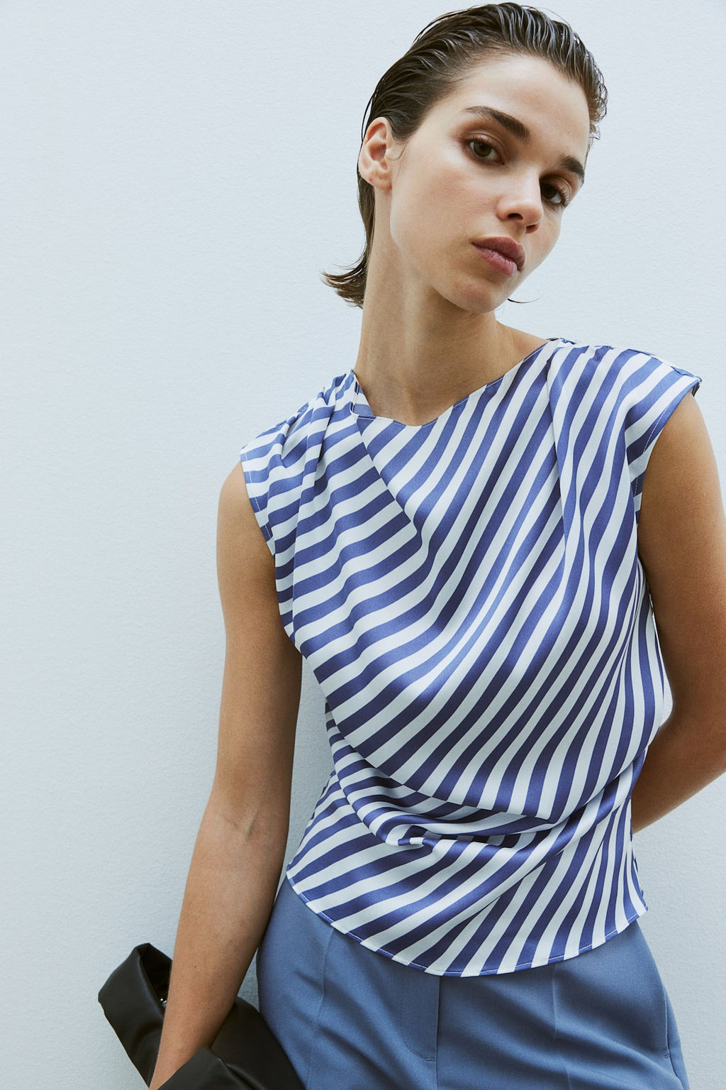 Top drapeado de saten - H&m фото 3