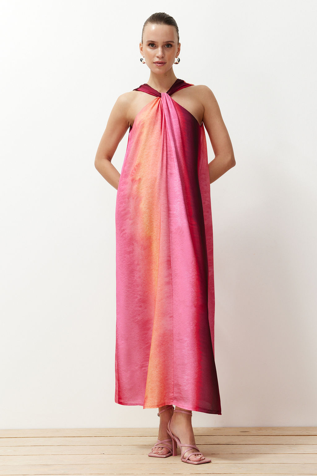 TRENDYOLMILLA Pembe Duz Kesim Yaka Detayl? Maxi Dokuma Elbise TWOSS24EL00387 фото 9