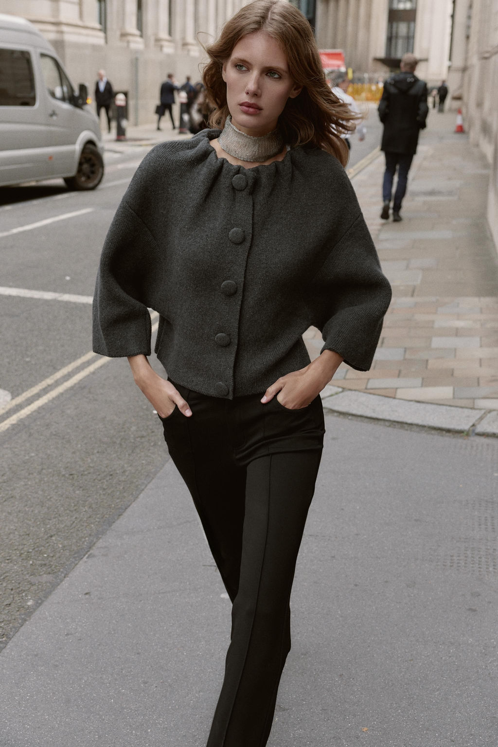 SHORT COAT WITH WOOL AND RUFFLED COLLAR - Zara фото 7