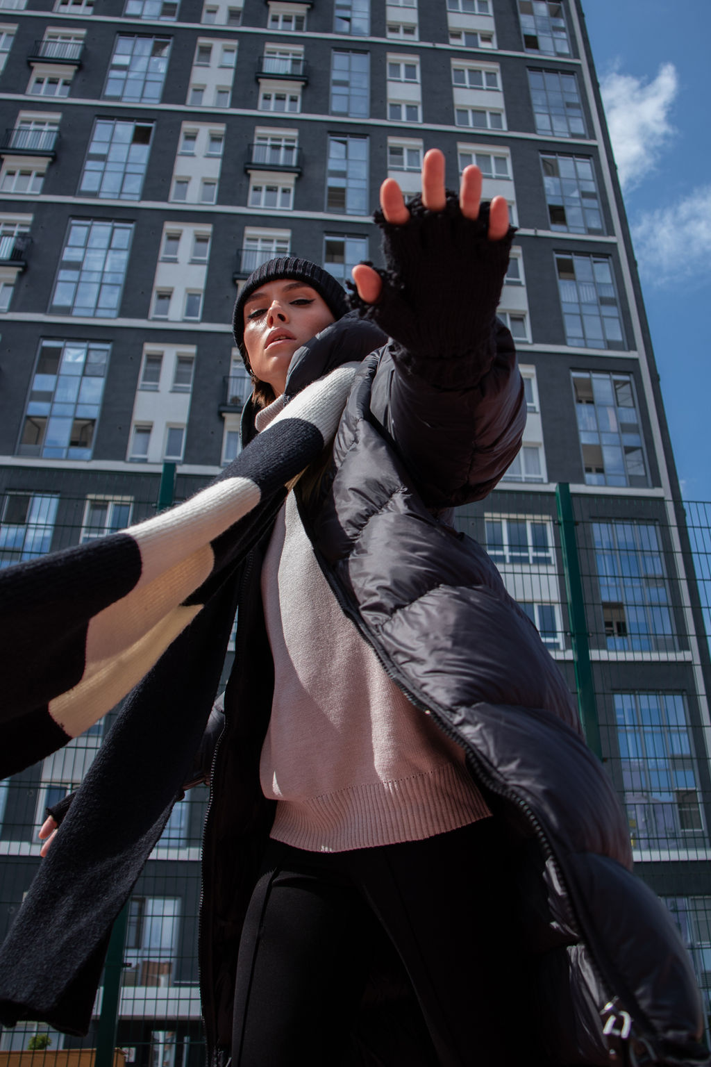 Пальто пуховое свободного силуэта черное