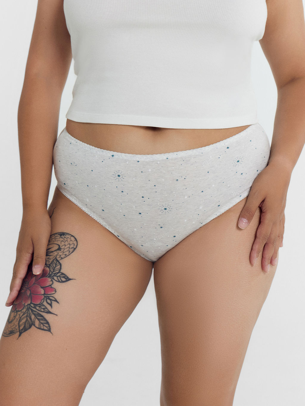 Цена за 2 штуки! Трусы женские макси мультипак (3 шт.) серые в звездочки - Mark formelle фото 2