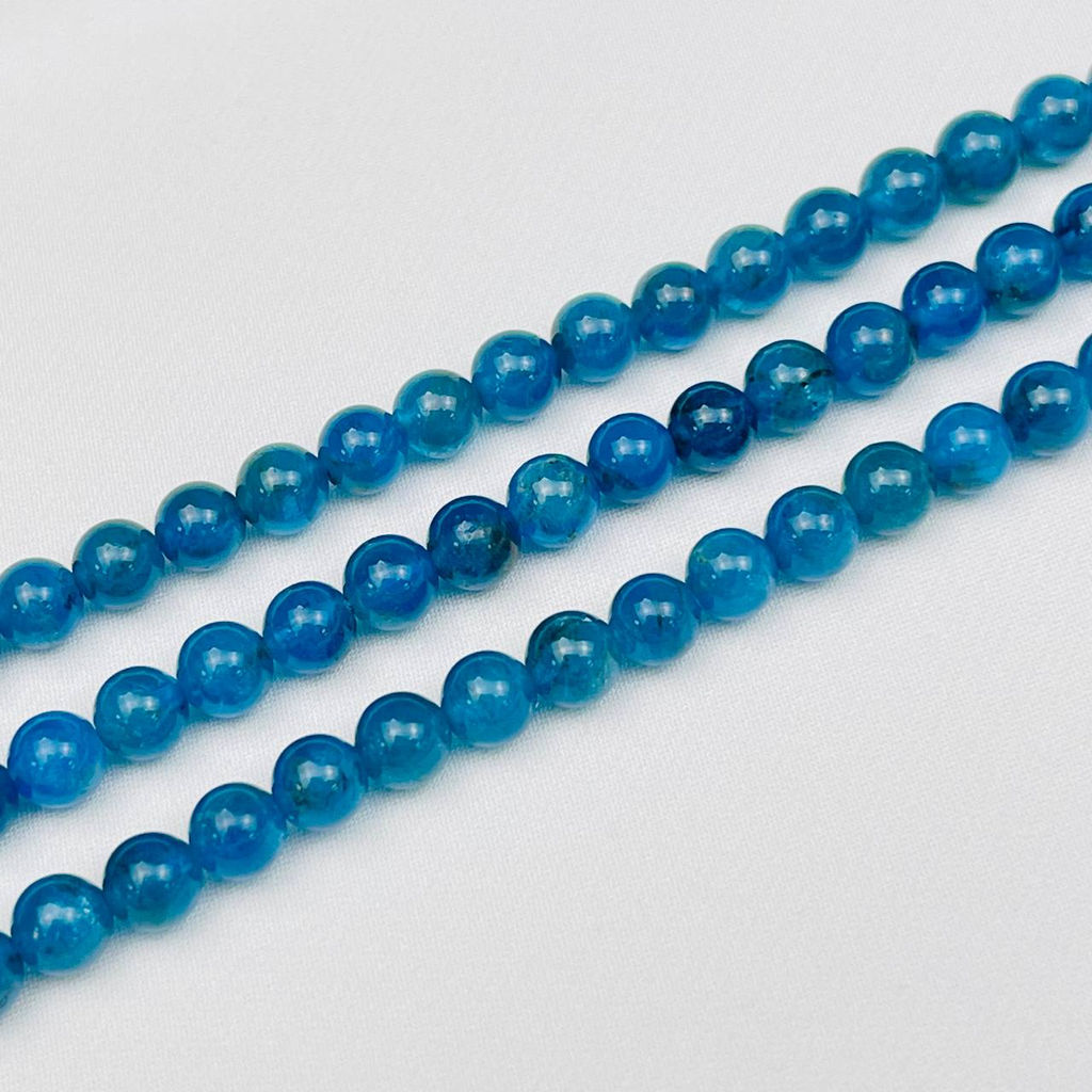 Бусины для рукоделия из Апатита (65 бусин) 39 см