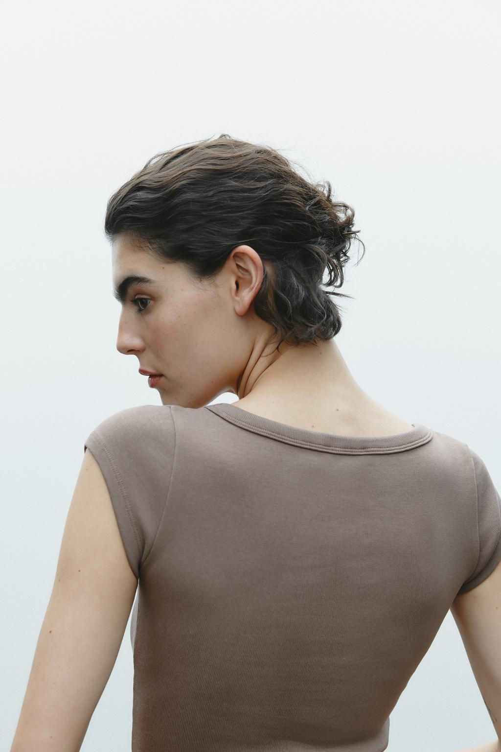 ROUND NECK T-SHIRT - Zara фото 12