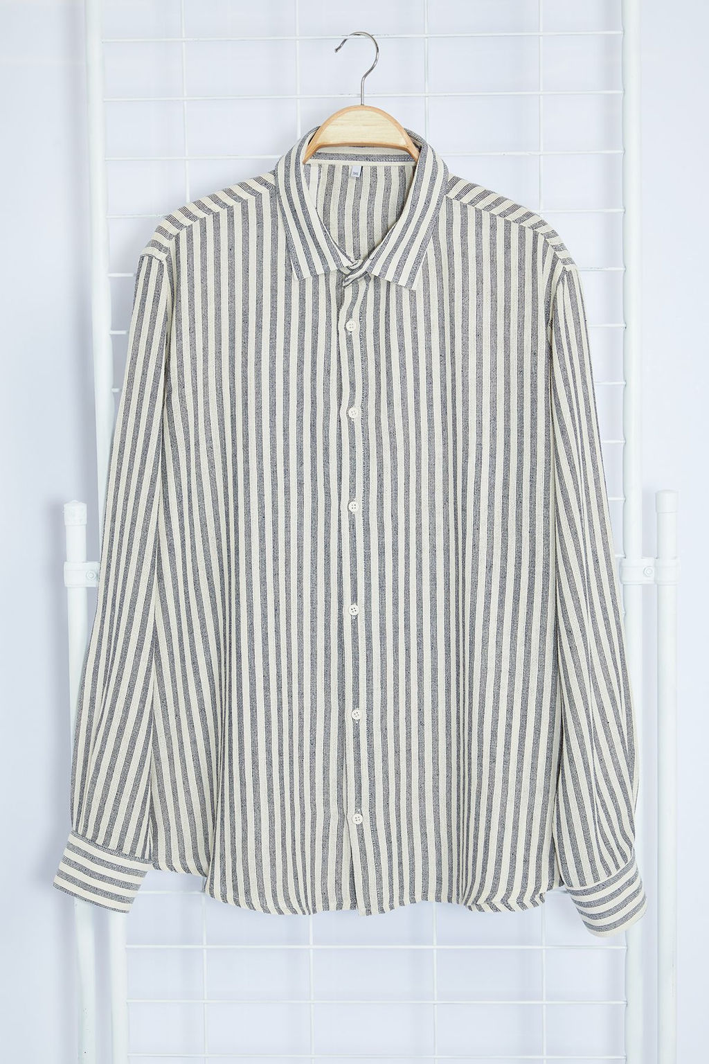 Lacivert Regular Fit Cizgili Dokulu Buyuk Beden Gomlek TMNSS24AX00015