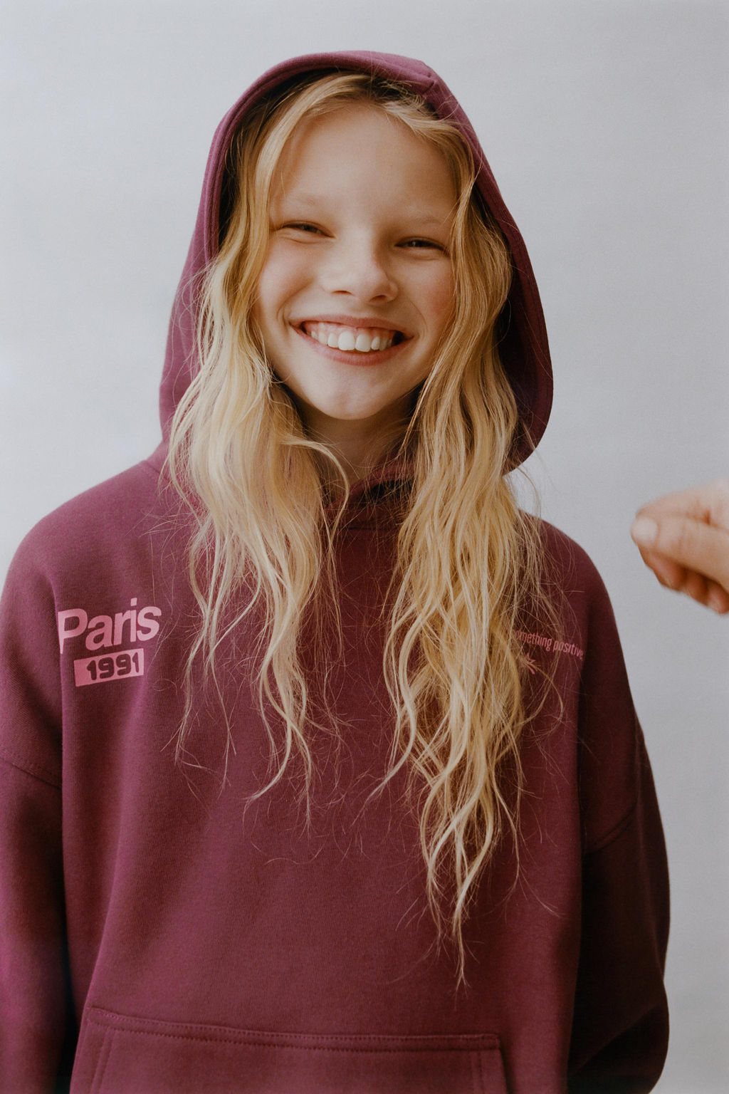SLOGAN PRINT HOODIE - Zara фото 5