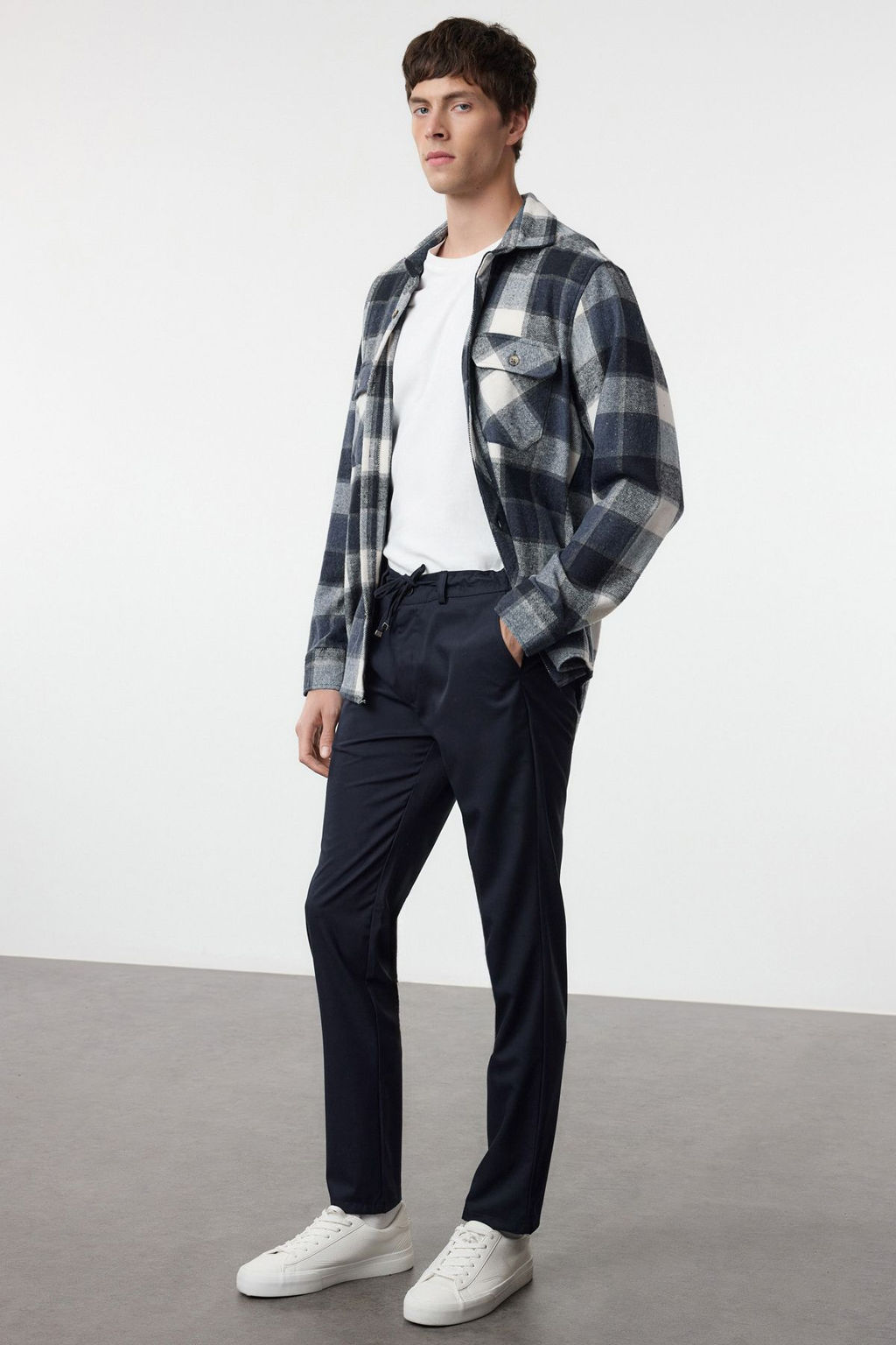 TRENDYOL MAN Siyah Slim Fit Beli Baglama Detayl? Lastikli Kumas Dokuma Pantolon TMNAW25PL00029 - Trendyolmilla фото 3