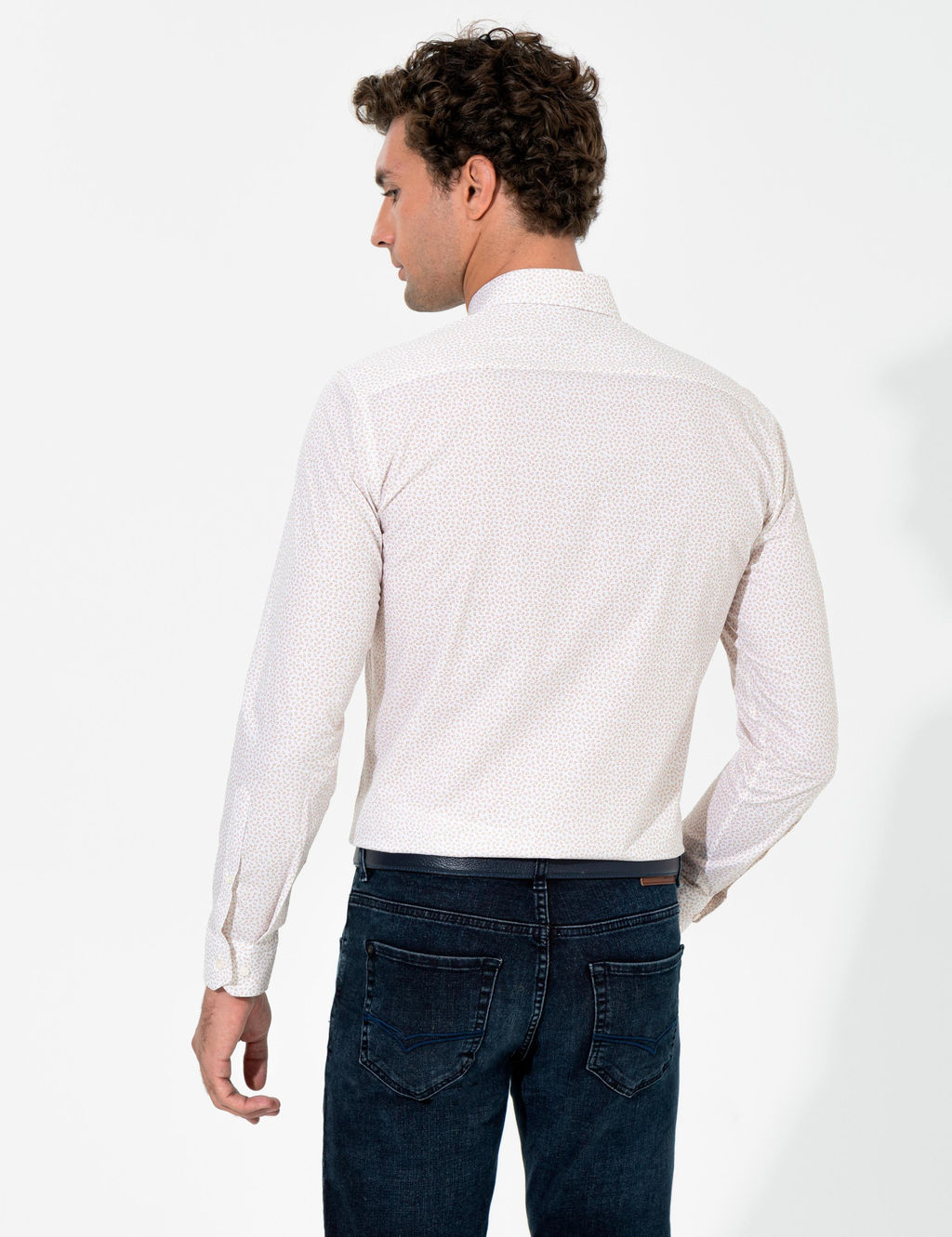 Бежевая приталенная рубашка с длинным рукавом - Cacharel фото 5