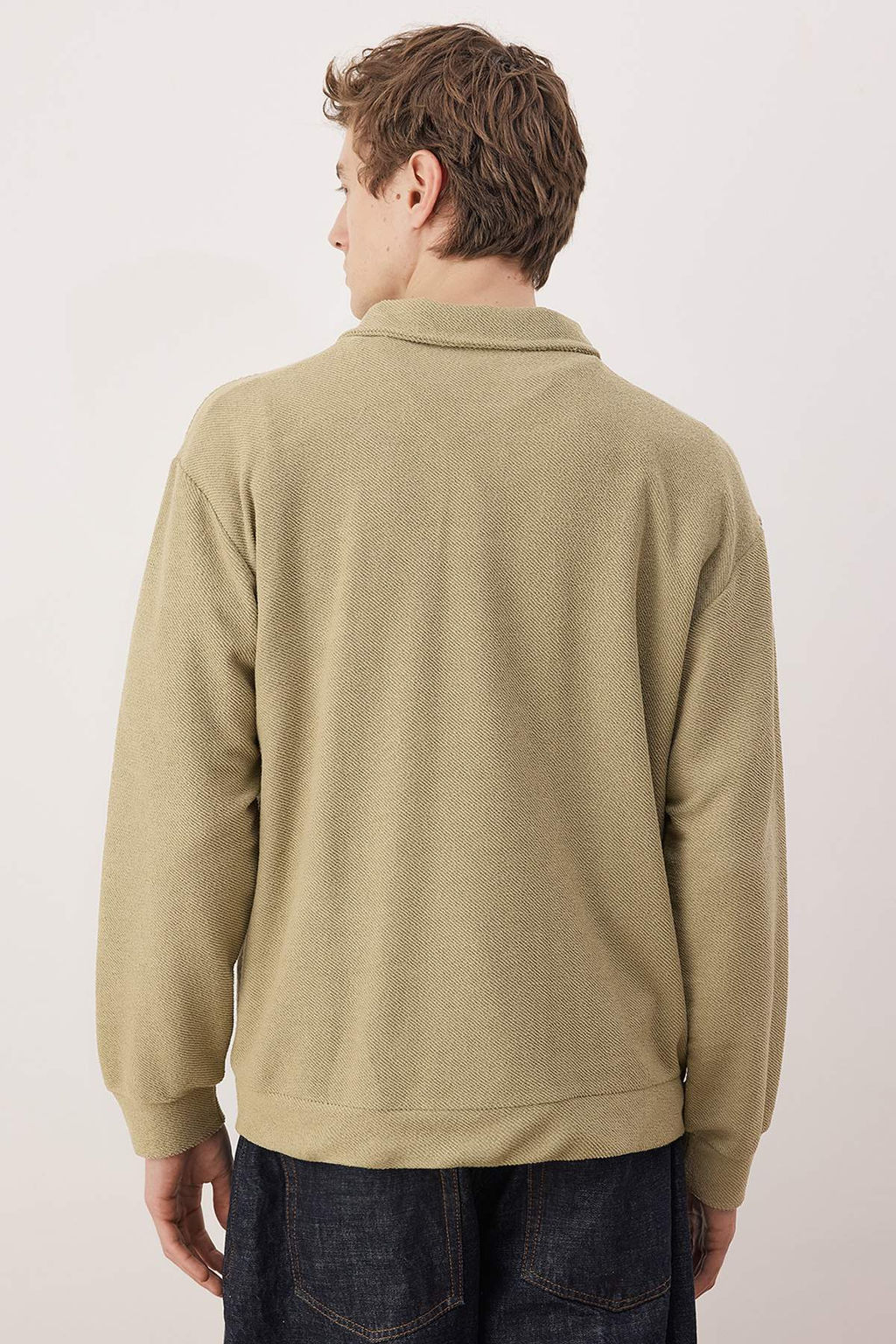 Tas Yeni Oversize/Genis Kesim Polo Yaka Kal?n C?tc?tl? Sweatshirt TMNAW26SW00051