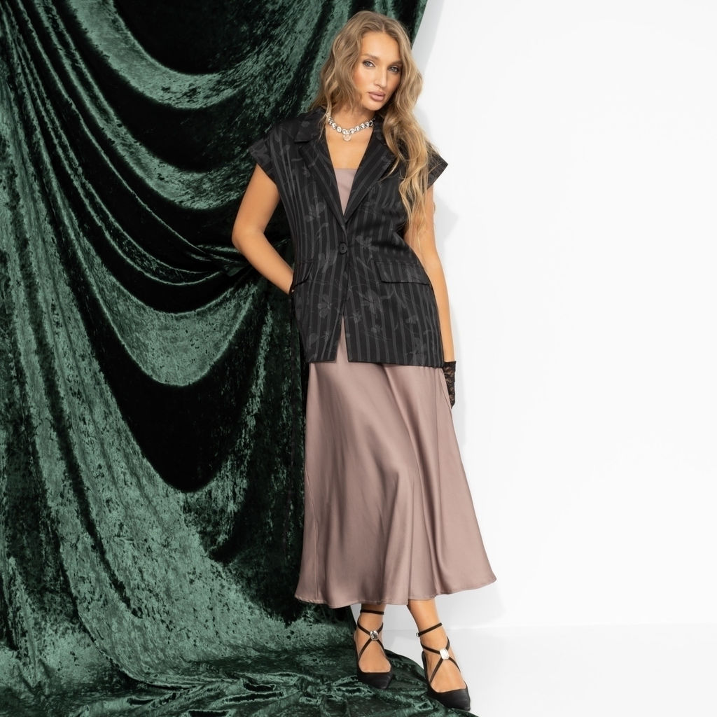 Жилет нарядный на подкладе, Слишком модно (неповторимый) - Charutti фото 6